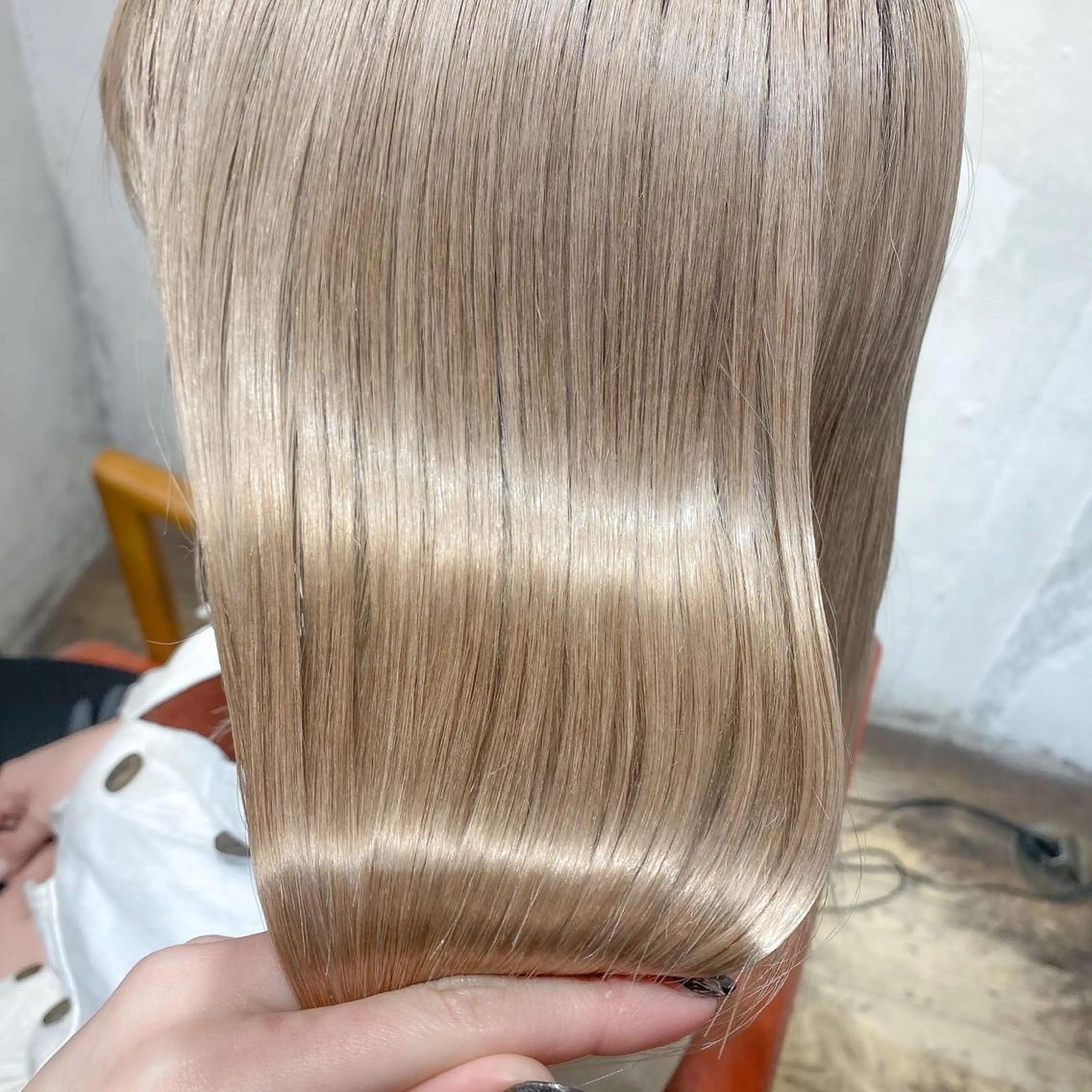 ミディアム カラー パーマ ヘアアレンジ ブリーチ ヘアカラー 暖色系/透明感 治野心のヘアスタイル