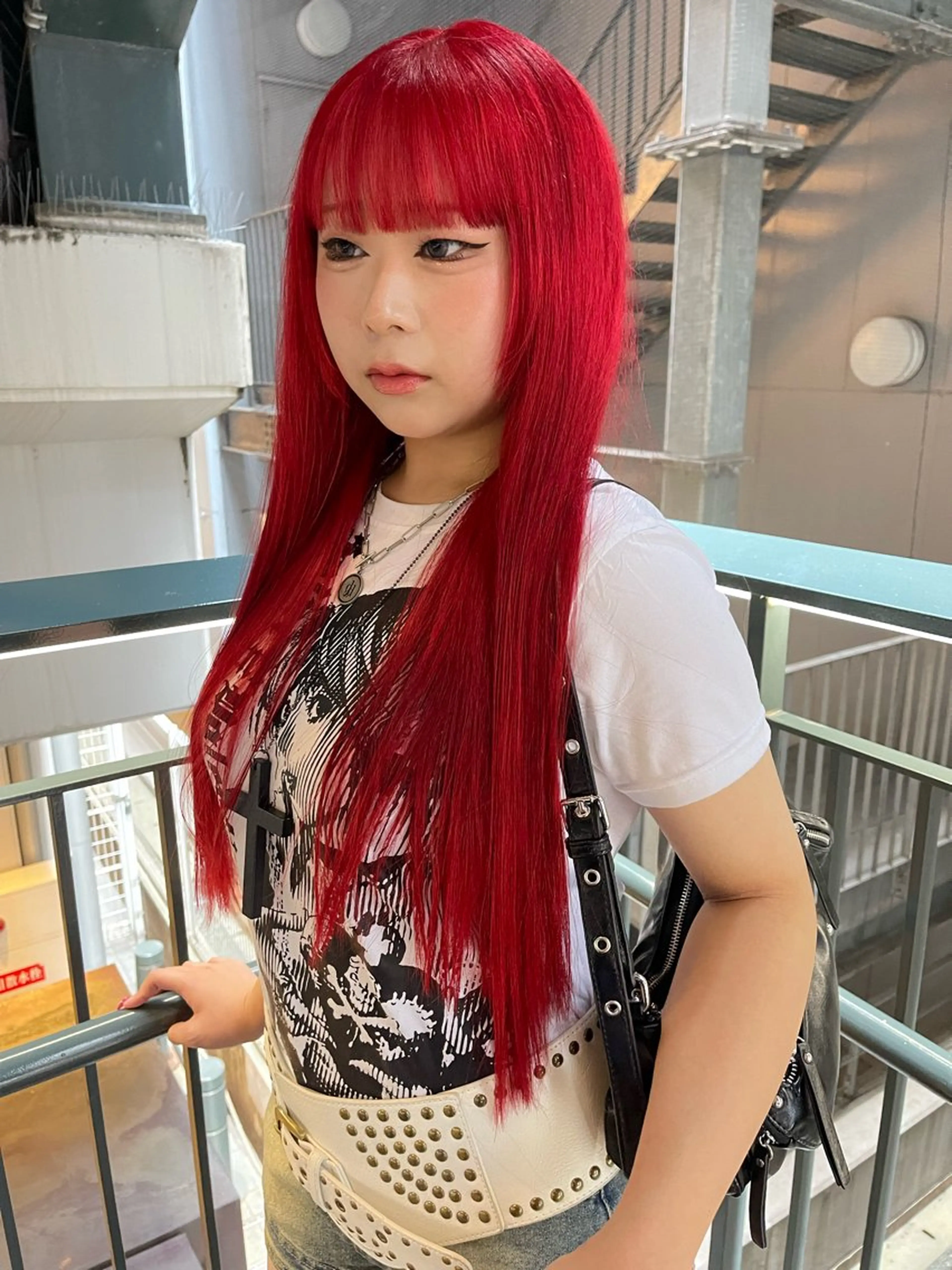 ロング カラー ベージュカラー ブリーチ ケアブリーチ デザインカラー ダブルカラー ヘアカラー トリートメント 宮崎　達也 ブリーチ／レイヤーのヘアスタイル