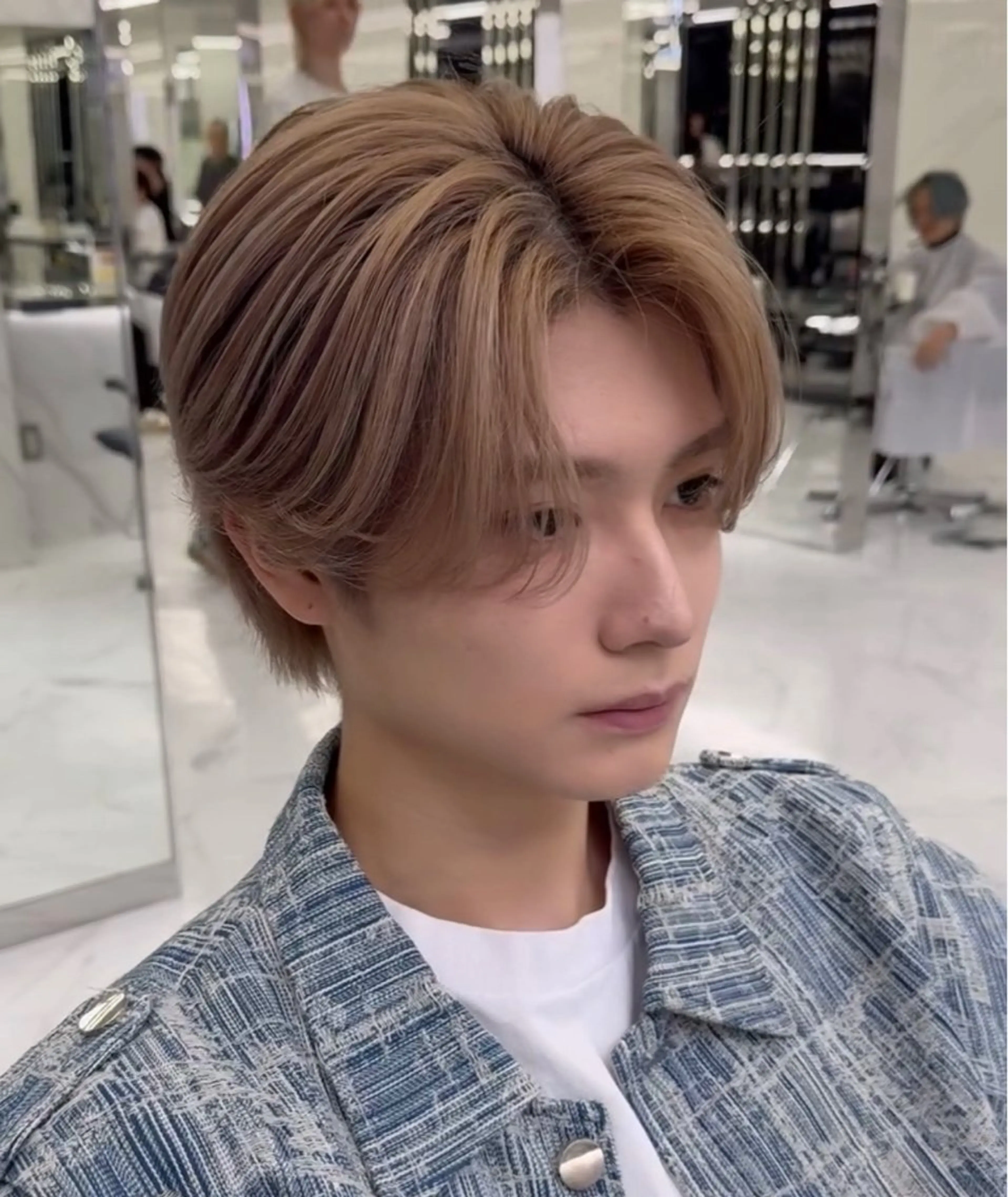 ミディアム カラー パーマ メンズ ヘアカラー MEN'S HAIR SENSE BLUE 渋谷宇田川交番前店所属・🔥メンズ特化🔥 牧野圭吾のヘアスタイル
