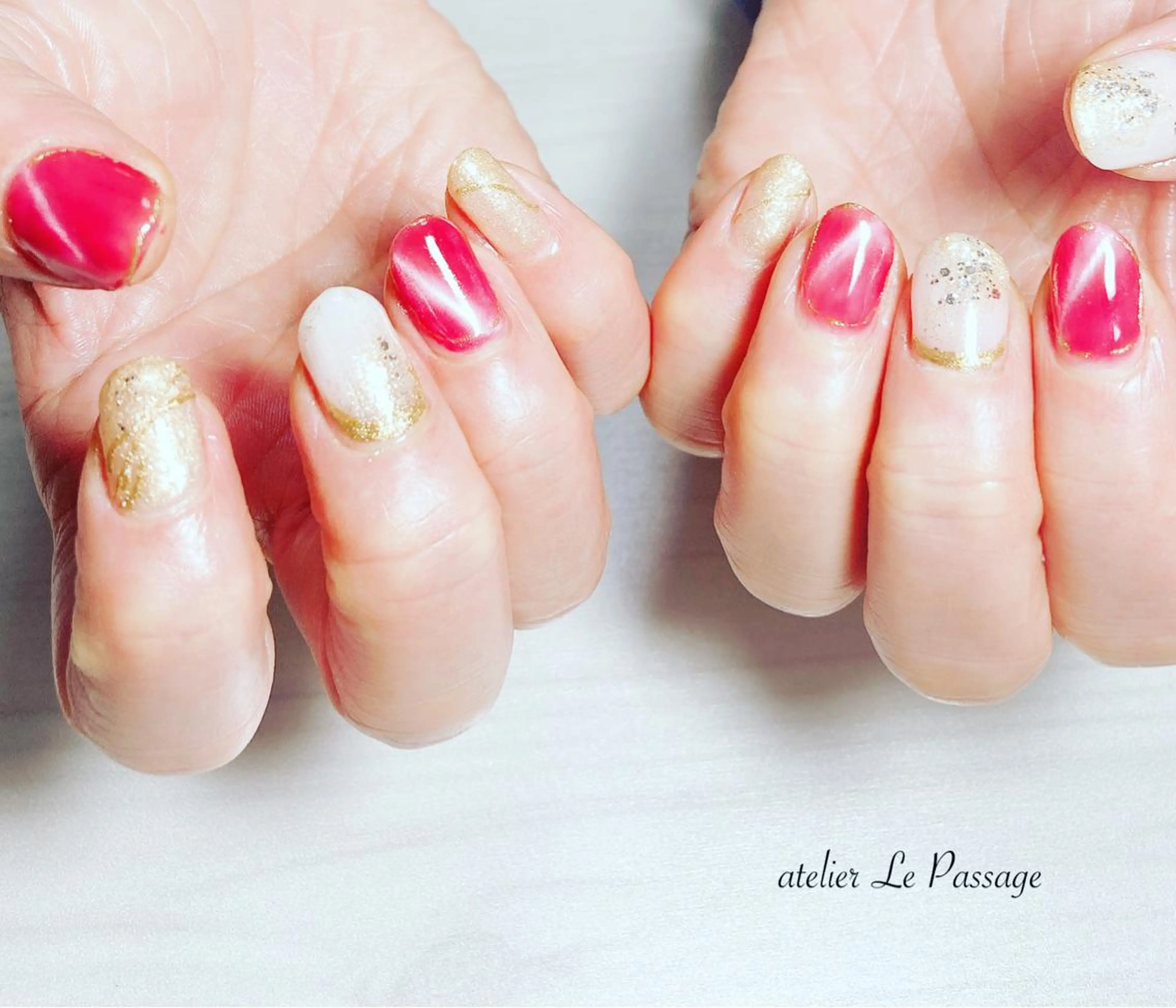 ネイル ジェルネイル マグネットネイル オフィスネイル パラジェル 赤色 Atelier Le Passage所属・h nakatsukaのネイルデザイン