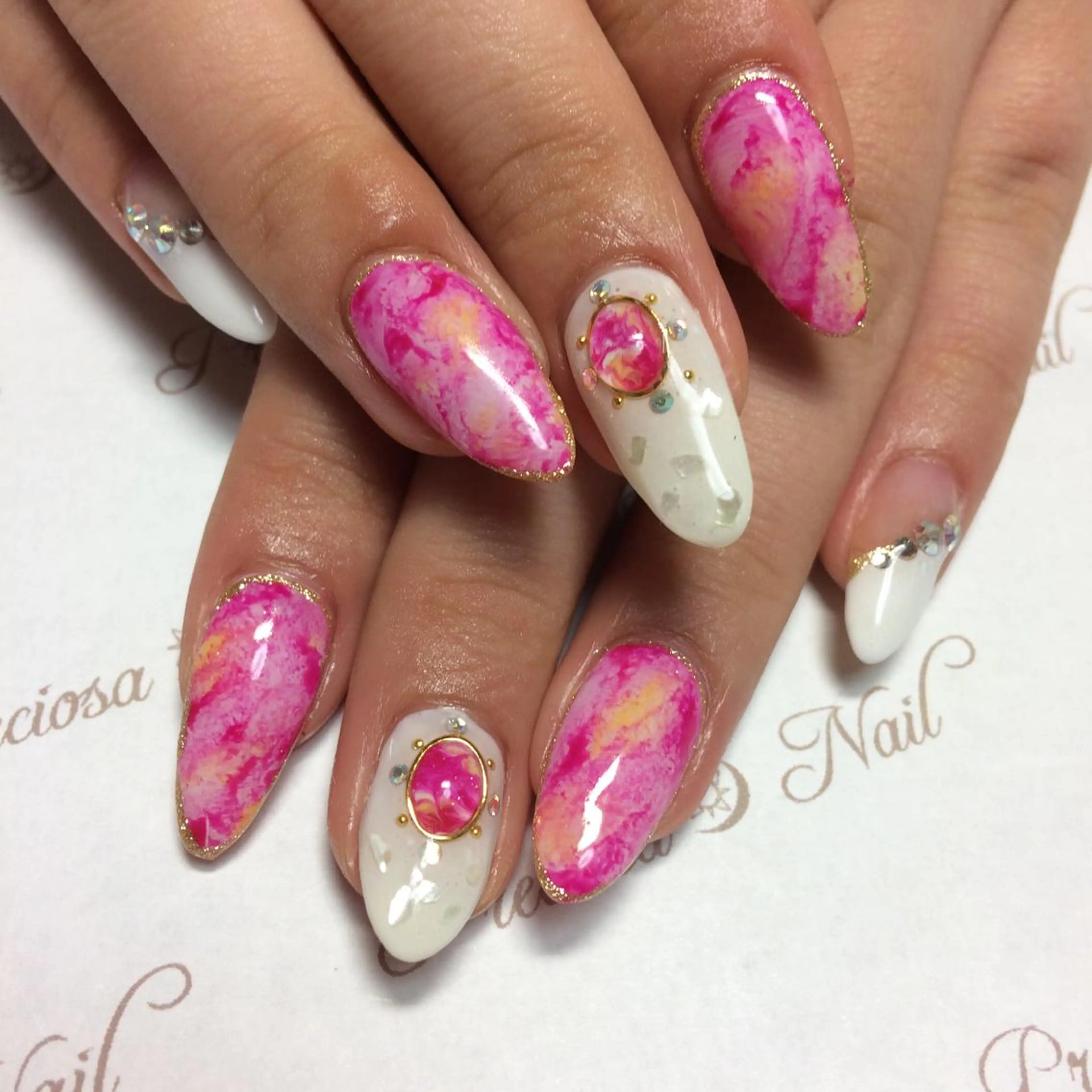 ネイル preciosa.nail所属・久場 晴美のネイルデザイン