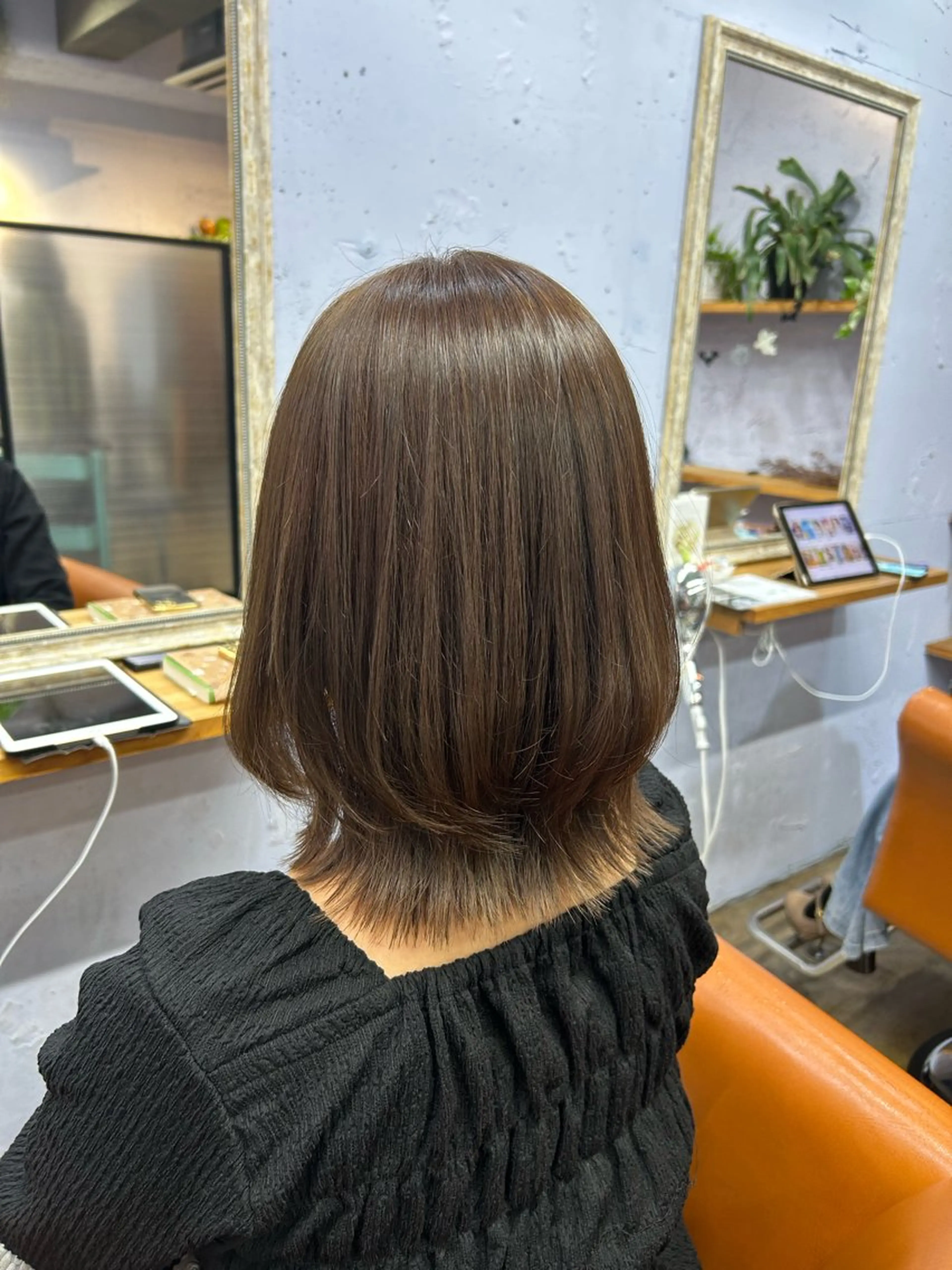 ミディアム 古澤 咲来のヘアスタイル