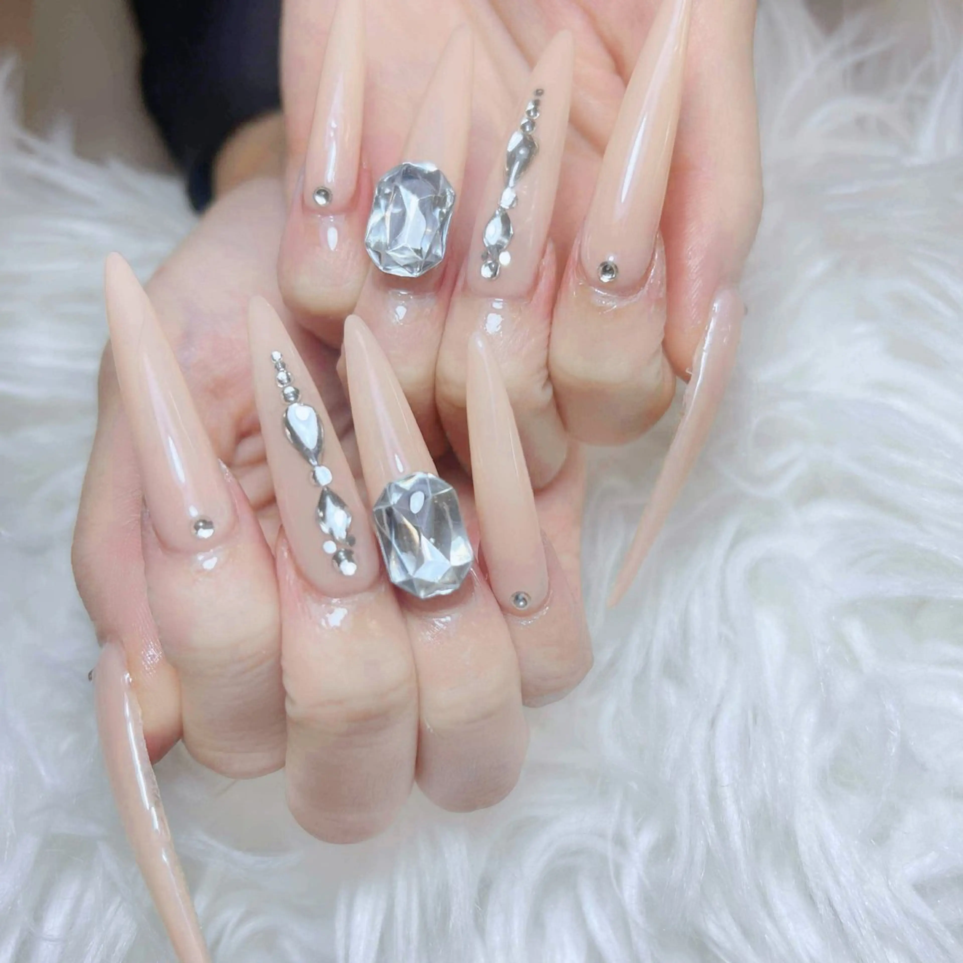 ネイル チークネイル 長さ出し フットネイル マグネットネイル 持ち込み ハンドネイル ANH NAIL ゴテゴテ専門店💎のネイルデザイン