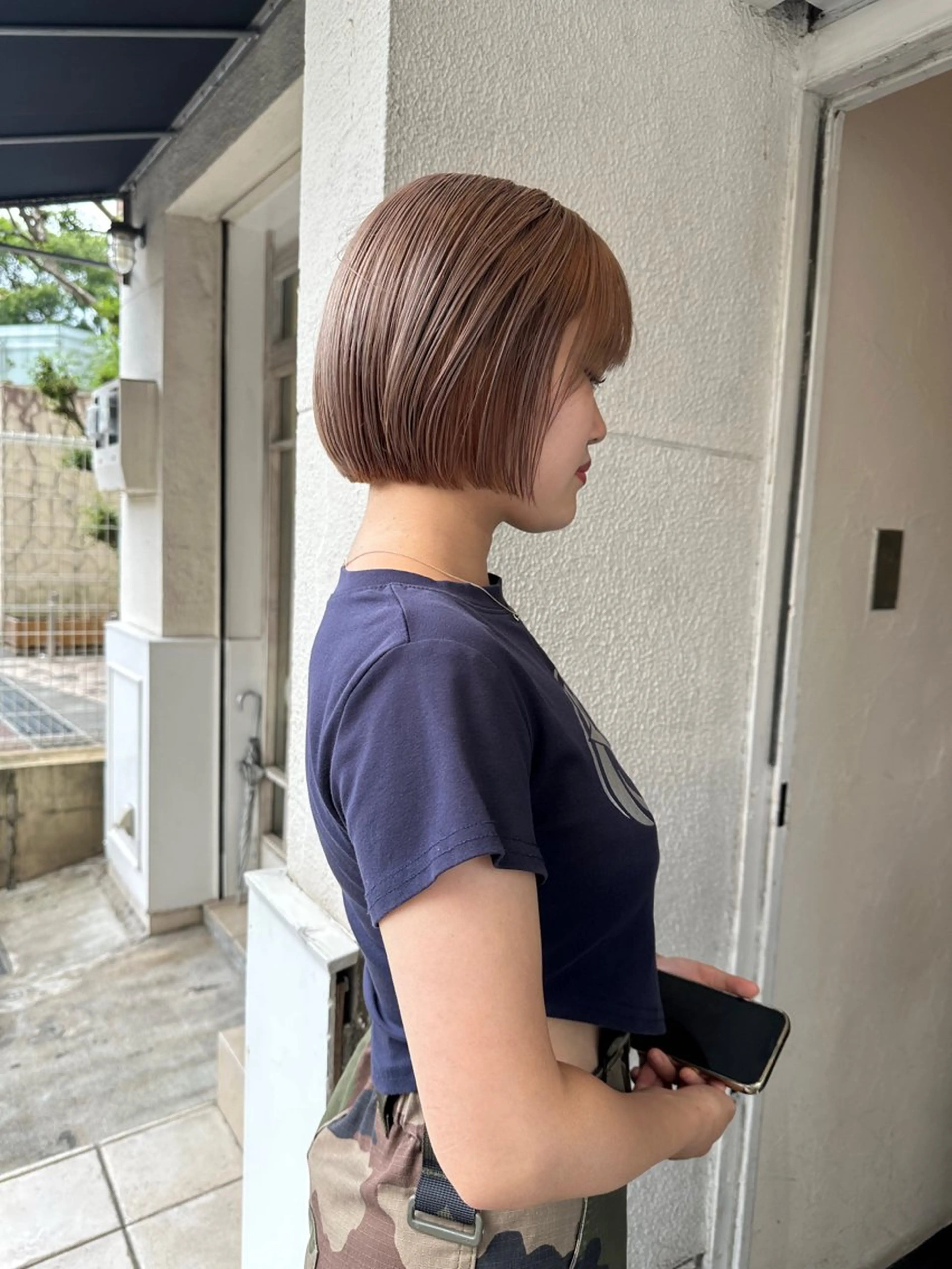 ショート カラー ベージュカラー ブリーチ ケアブリーチ ボブ 伸ばしかけ ヘアカラー トリートメント ヘッドスパ Manaka🟤 Musiiik　今泉のヘアスタイル
