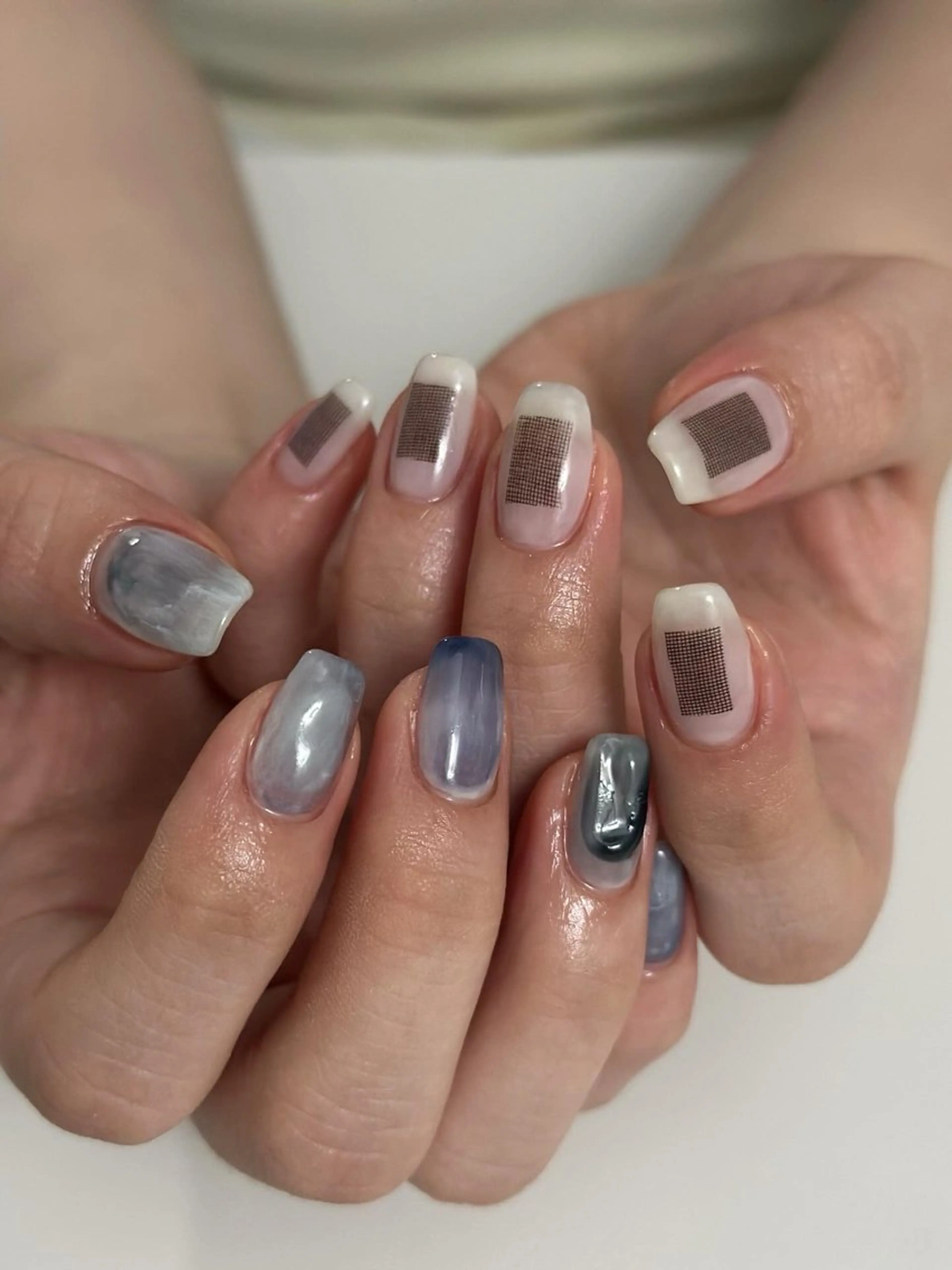 ネイル マグネットネイル ニュアンスネイル オフィスネイル シンプルネイル 夏ネイル ハンドネイル ryo.所属・yamaguchi ryoのネイルデザイン