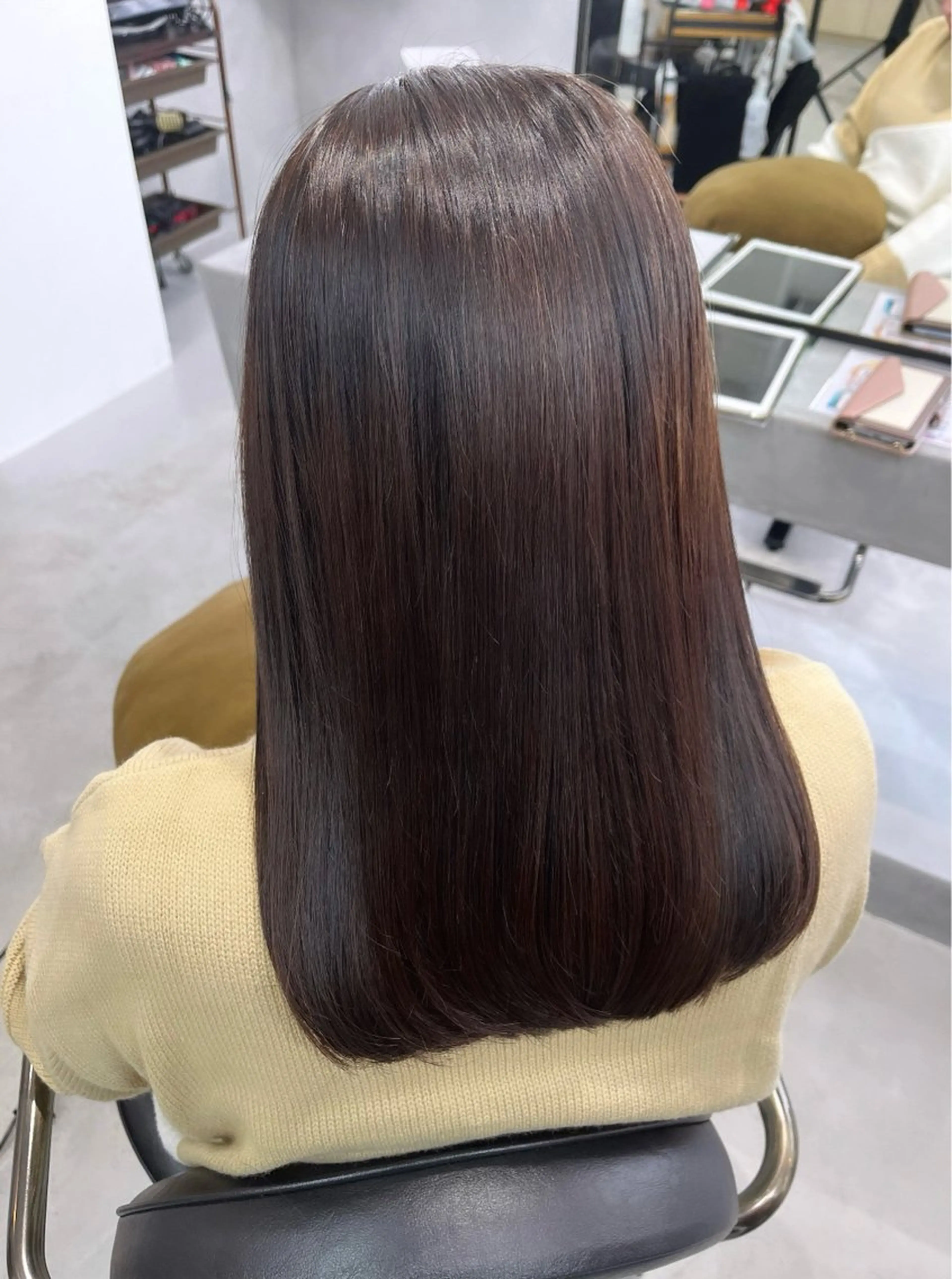 セミロング 縮毛矯正 ɪɴɪᴛʏ💚 ᴍɪᴡᴀのヘアスタイル