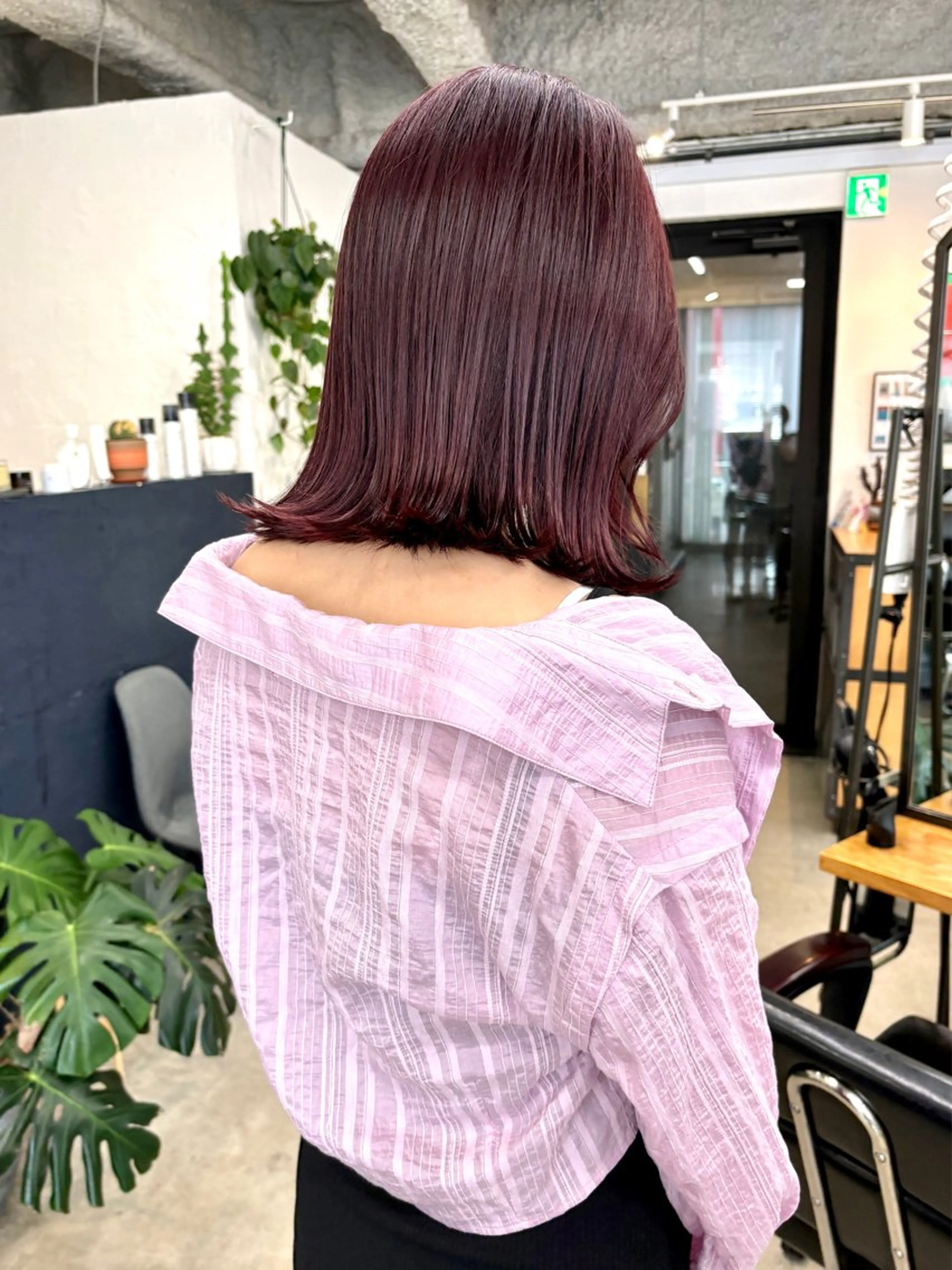 ミディアム カラー ブリーチ ブラウンカラー カシス 透明感カラー ラベンダーカラー ヘアカラー 暖色カラー/天神/ ヘイマサクラのヘアスタイル