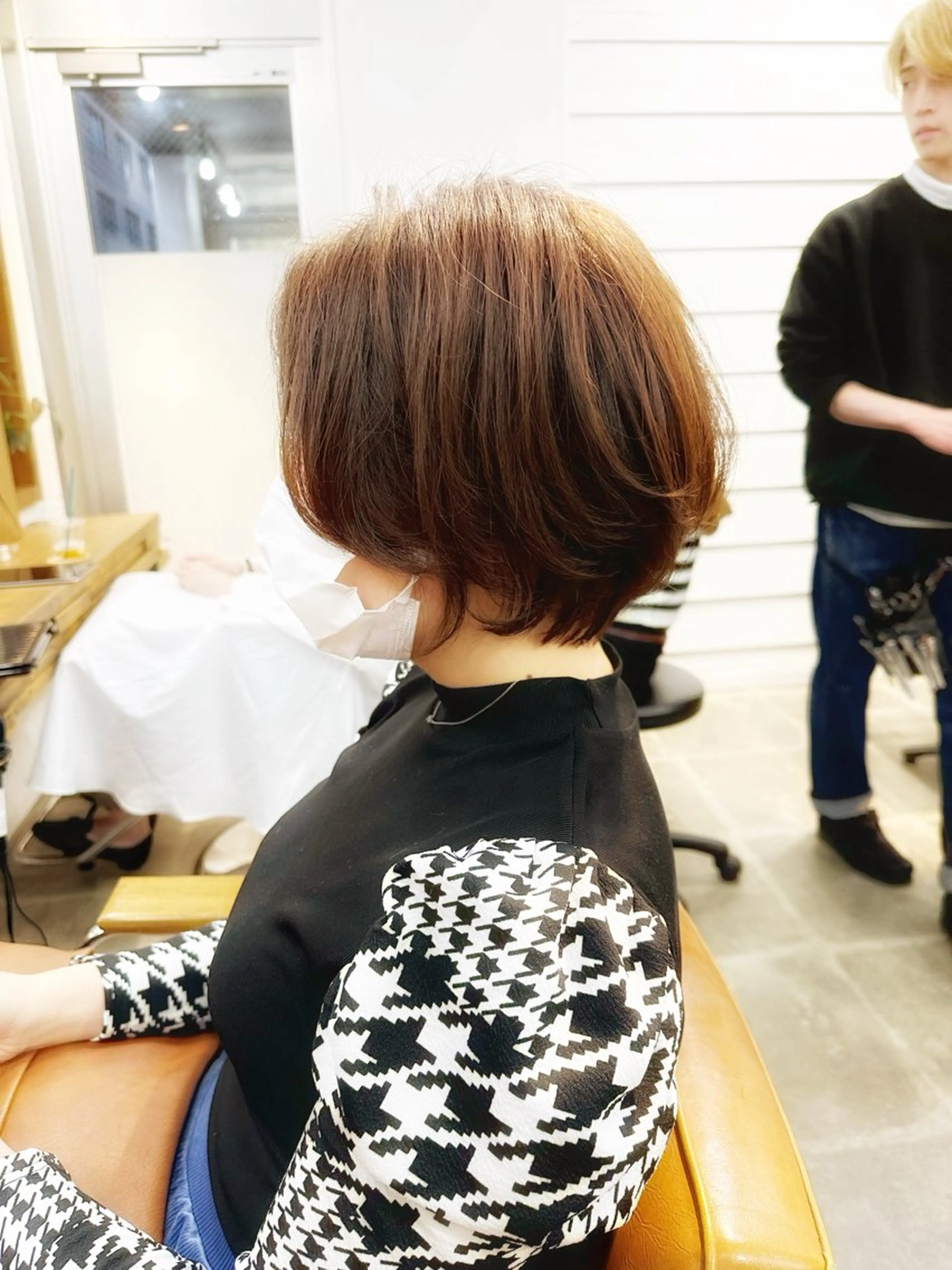 ショート カラー ショートボブ ハンサムショート ブリーチ ブリーチなしカラー ボブ カット ヘアカラー トリートメント newline銀座所属・銀座ショート/ 大人ショート/金子涼のヘアスタイル