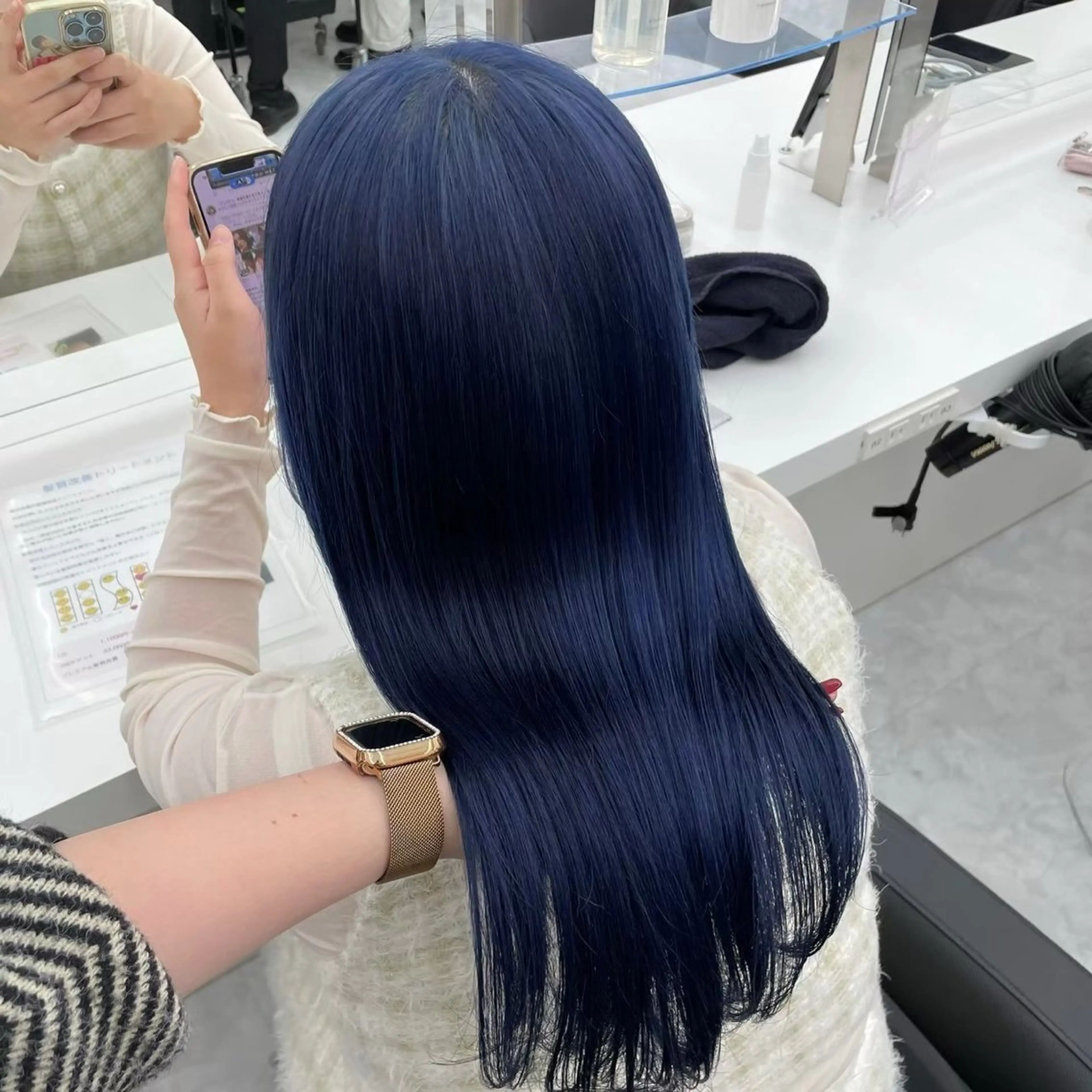 ロング カラー ユイ☆ハイトーン ☆ブリーチデザインのヘアスタイル