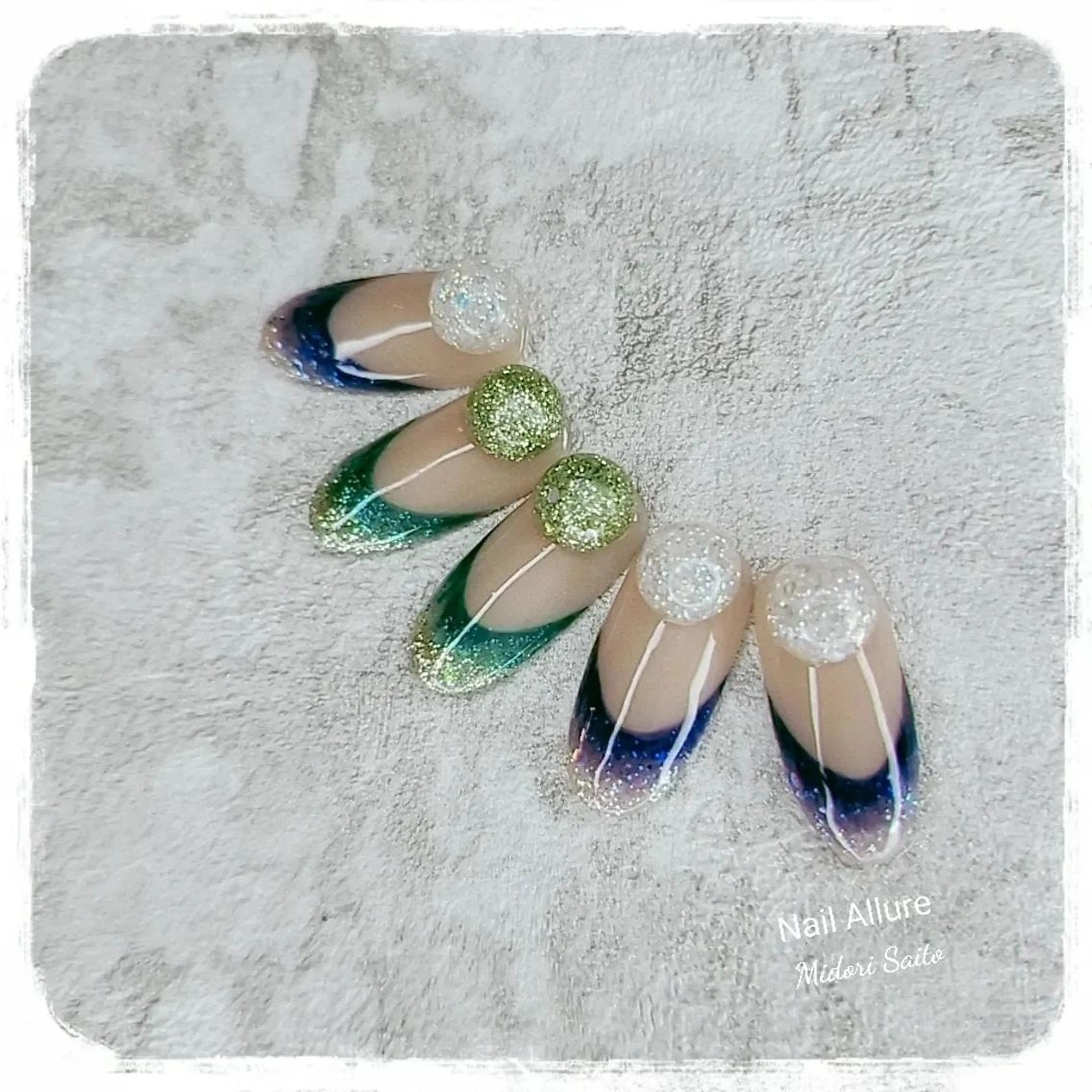 ネイル フレンチネイル ジェルネイル ラメ(グリッター) スカルプネイル Nail Allure(ネイル アルーア)所属・Nail Allureのネイルデザイン