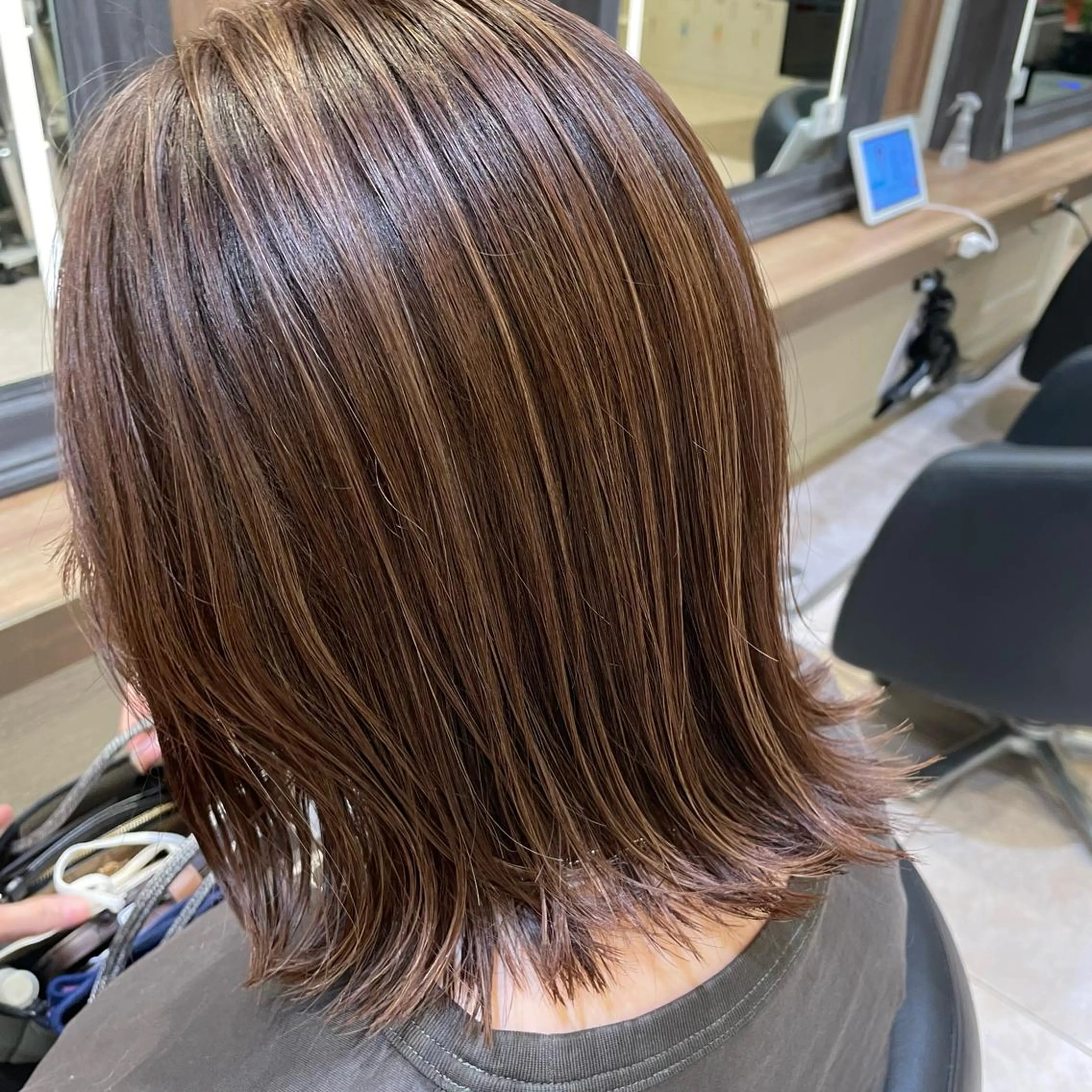 ミディアム ハイライト レイヤー/ハイトーン 🫧‪Erikaのヘアスタイル