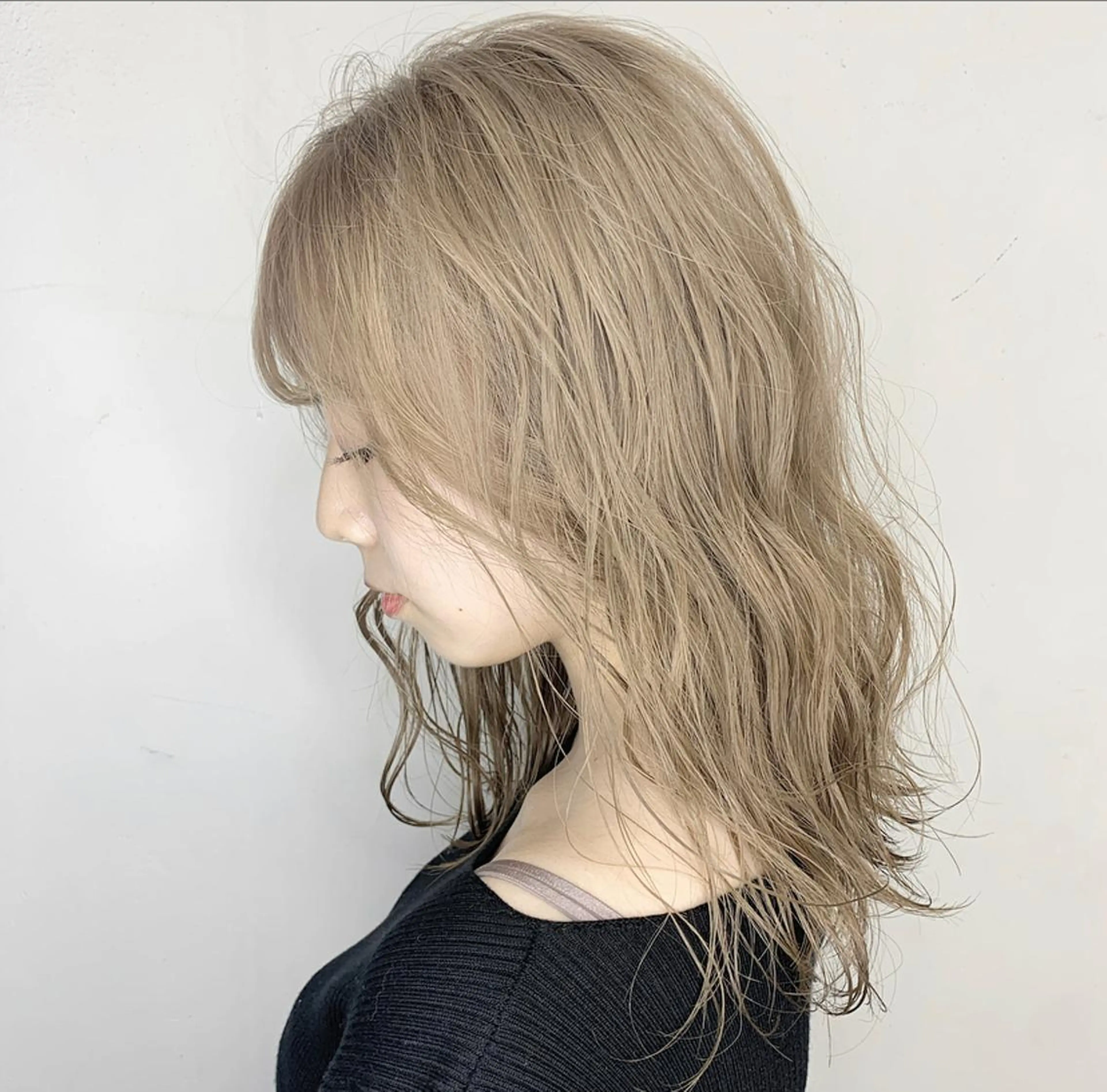 セミロング カラー 🪞上品で可愛い韓国 ヘア🪞Rikutoのヘアスタイル