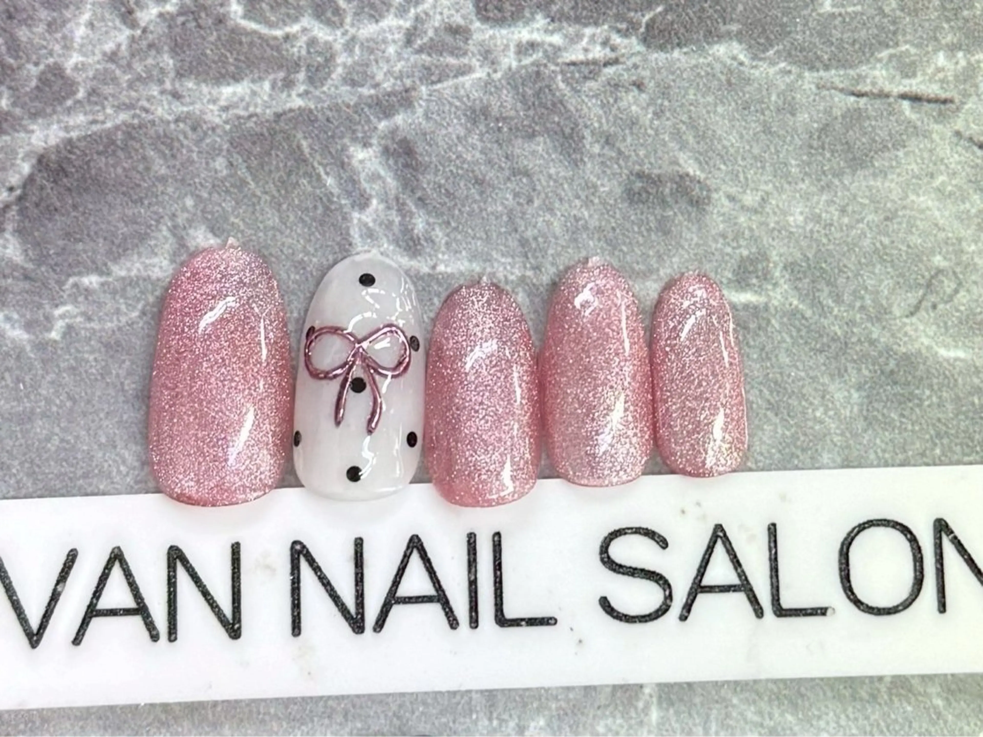 ネイル ハンドネイル Van Nail 本厚木店所属・Van Nail Salonのネイルデザイン