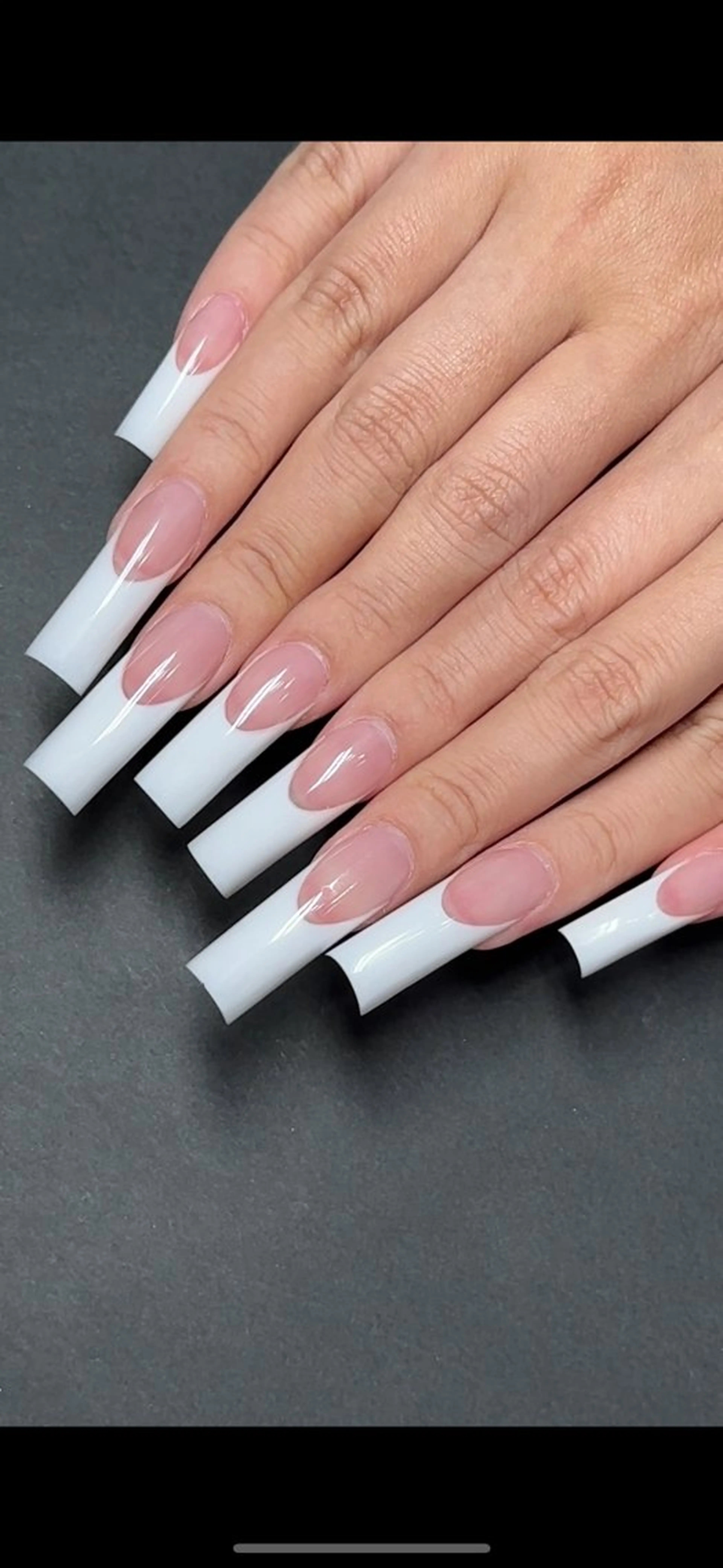 ネイル emute/ 川村優香里のマツエク・マツパデザイン