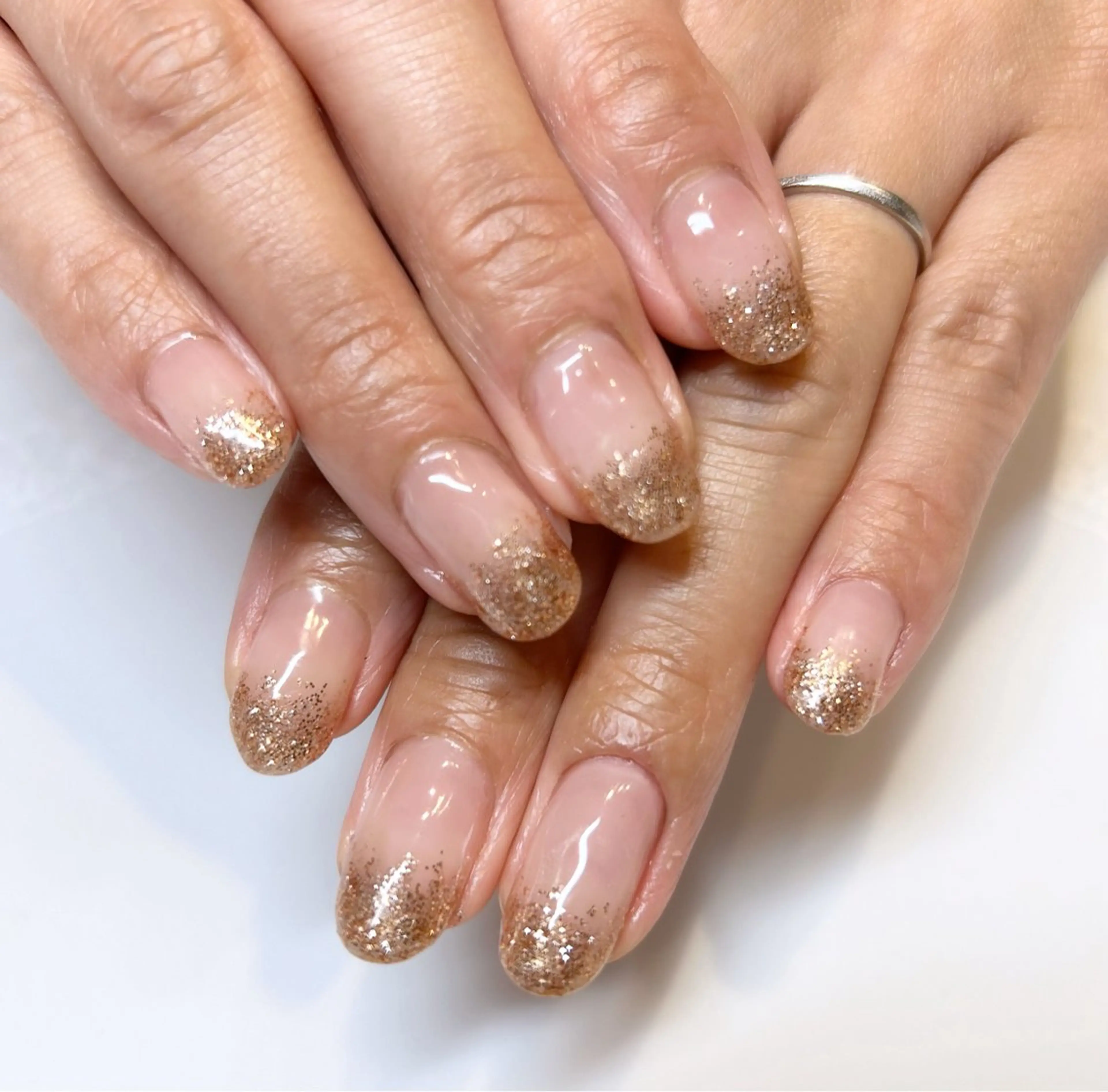ネイル フレンチネイル ゴールド ラメ(グリッター) ハンドネイル nail salon pearのネイルデザイン