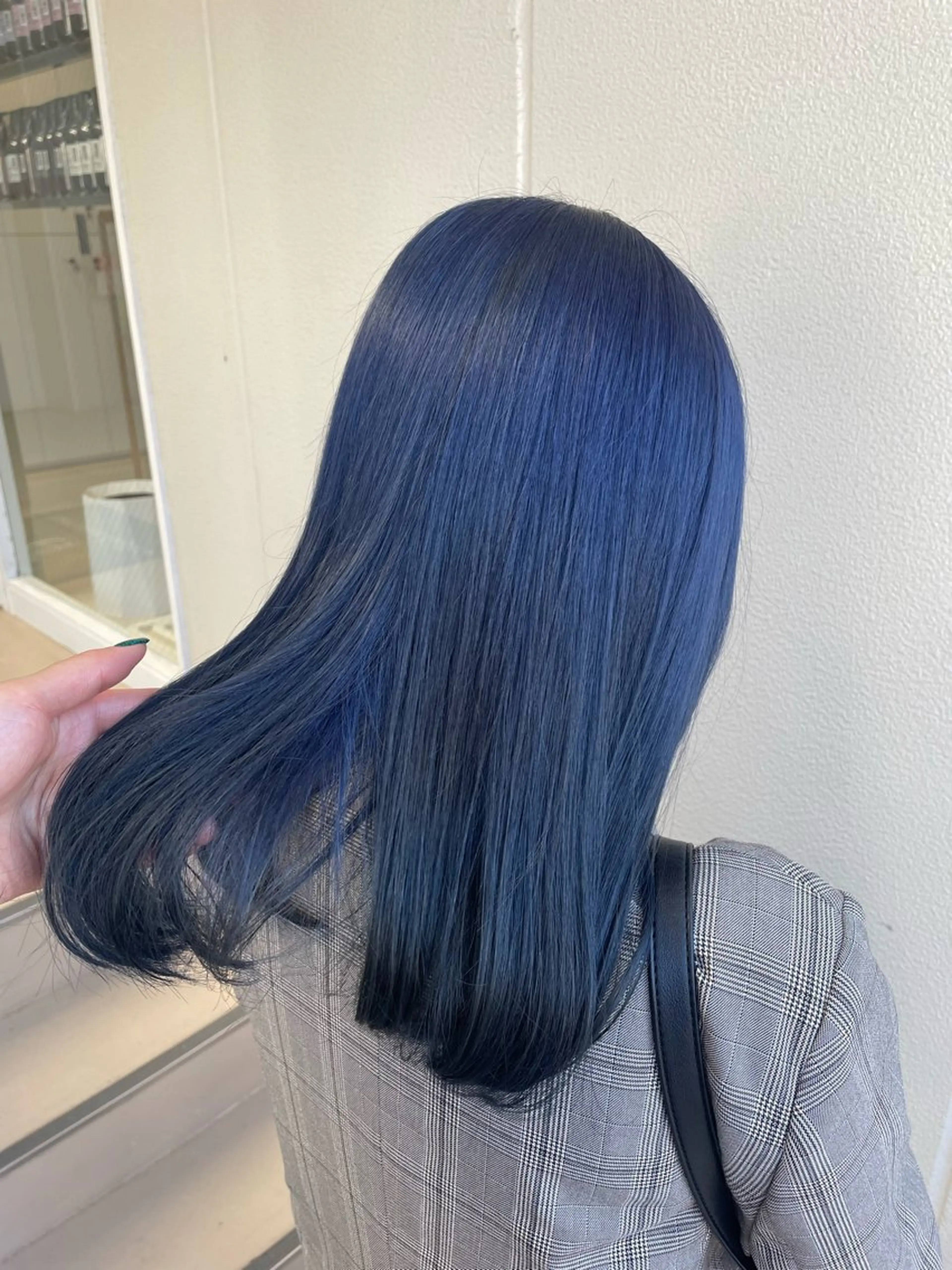 セミロング カラー ヘアアレンジ ブルーカラー 🍑韓国艶髪🇰🇷 店長【桑原ユキネ】のヘアスタイル