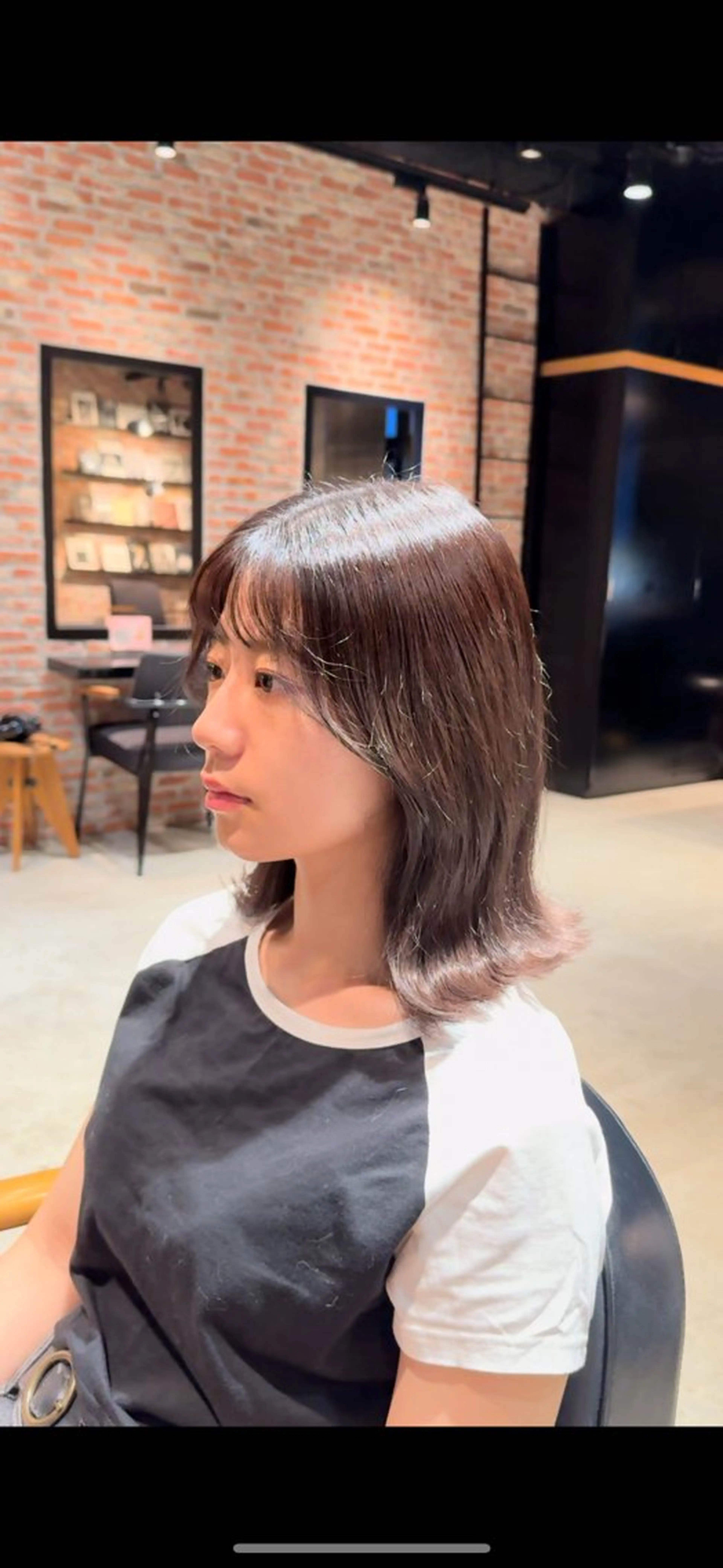 ミディアム ボブ 顔まわりレイヤー 顔周りカット レイヤーカット 藤田 明輝のヘアスタイル