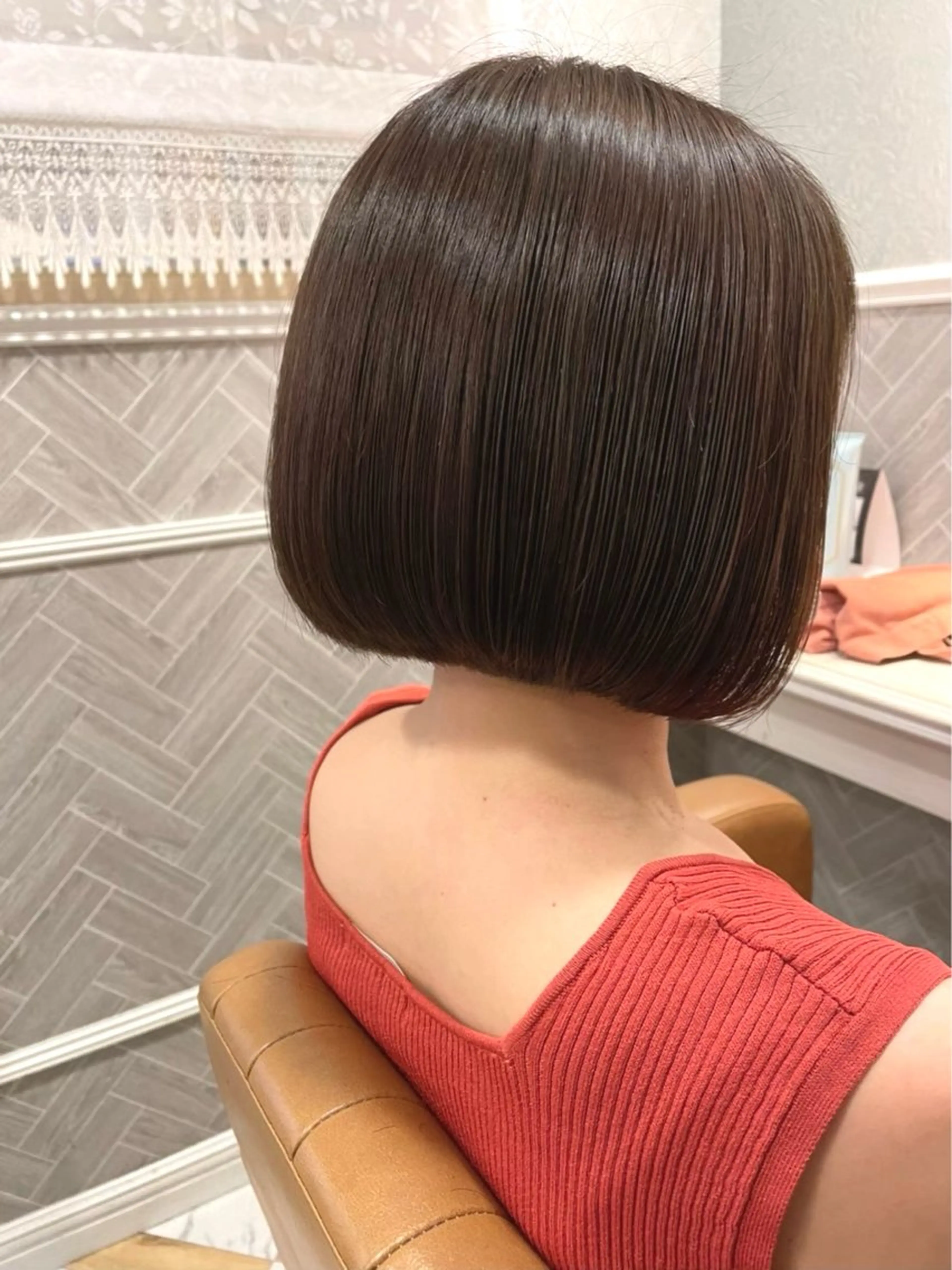 ショート Momo/ショート 切りっぱなしボブ韓国のヘアスタイル