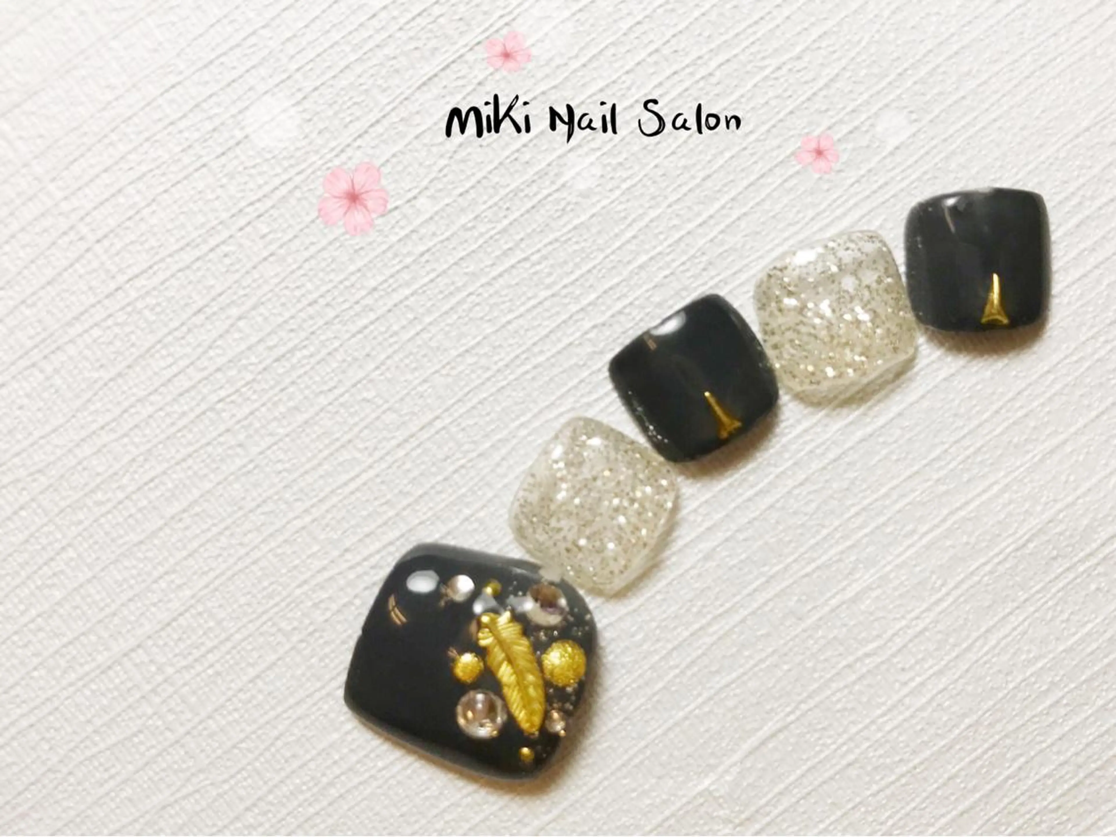 ネイル MiKi Nai池袋 長さだし得意のネイルデザイン