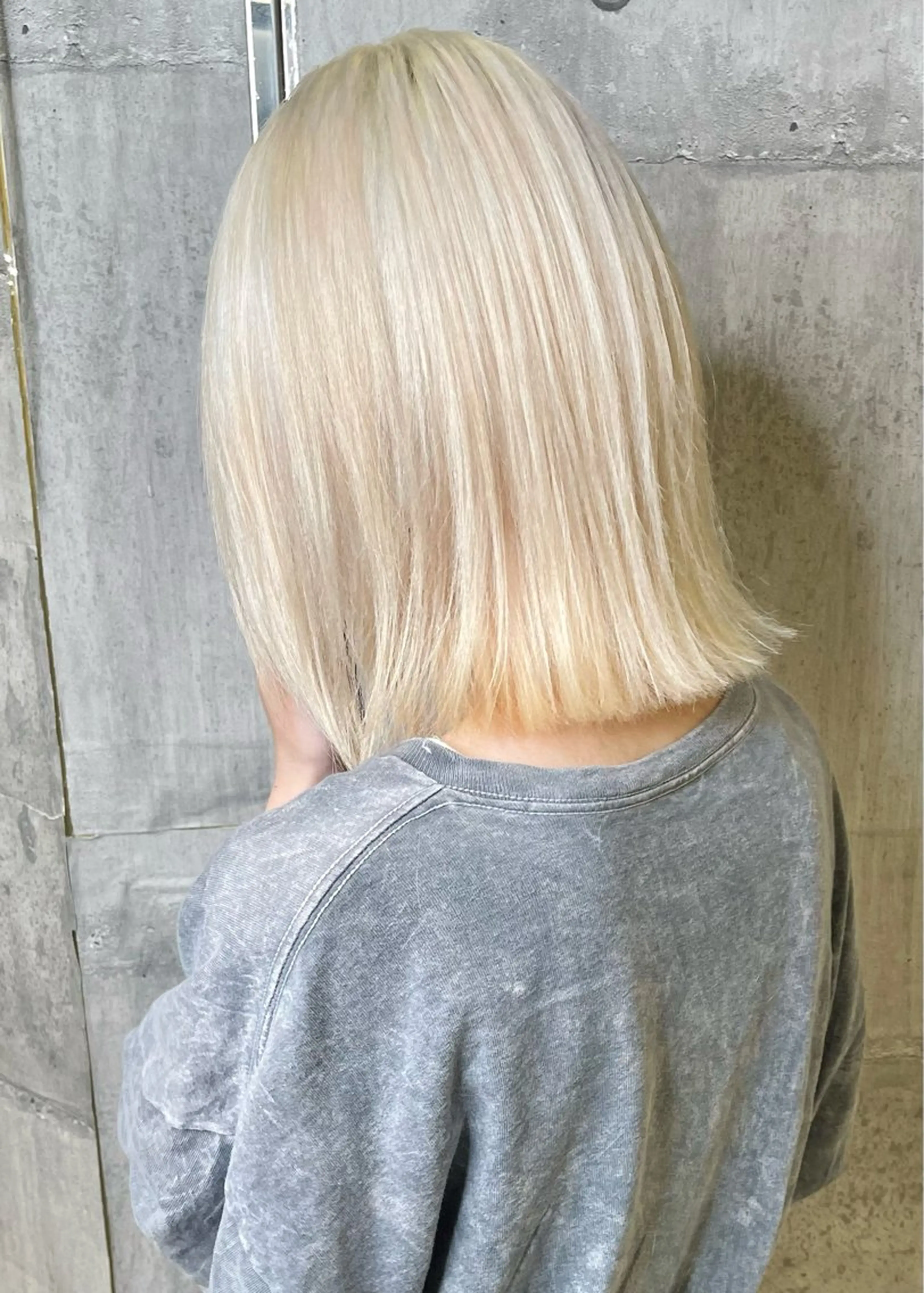 ミディアム カラー ブリーチ カット ヘアカラー トリートメント 髪質改善ｶﾗｰ ｹｱﾌﾞﾘｰﾁ/ﾀﾑのヘアスタイル