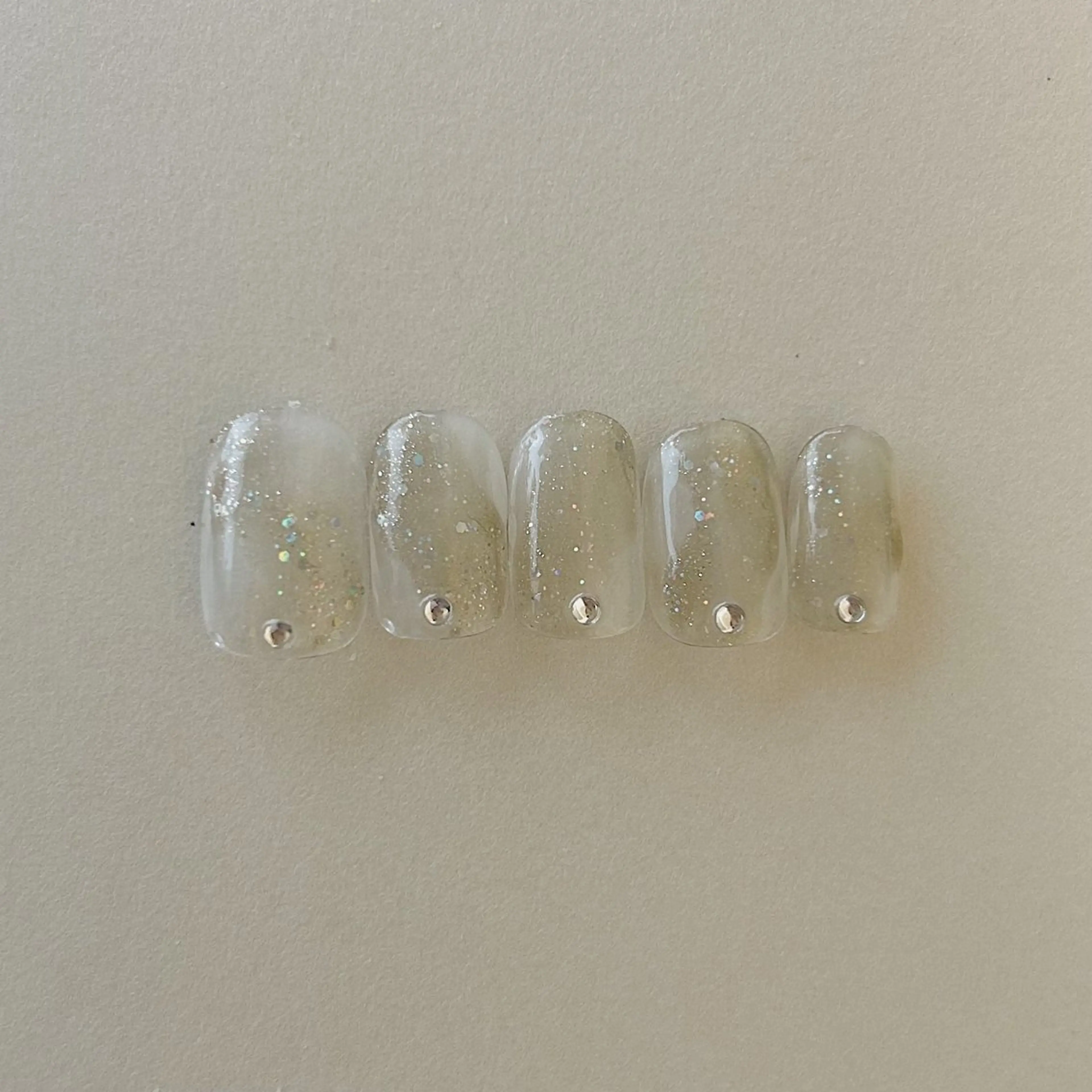 ネイル ハンドネイル Lull ネイル/ HBL/ハンドケアのネイルデザイン