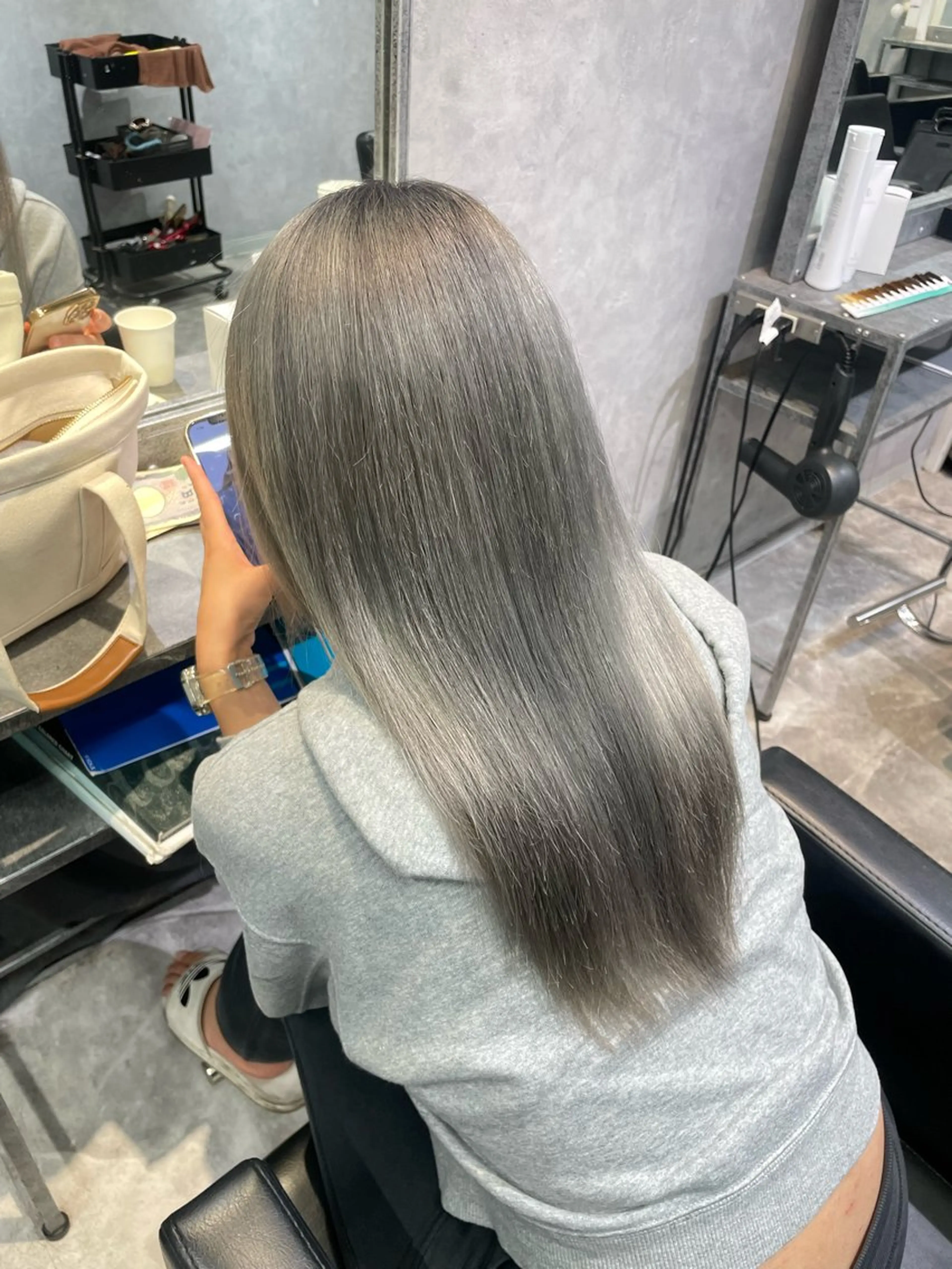 カラー ヘアカラー mimiiy fukaのヘアスタイル