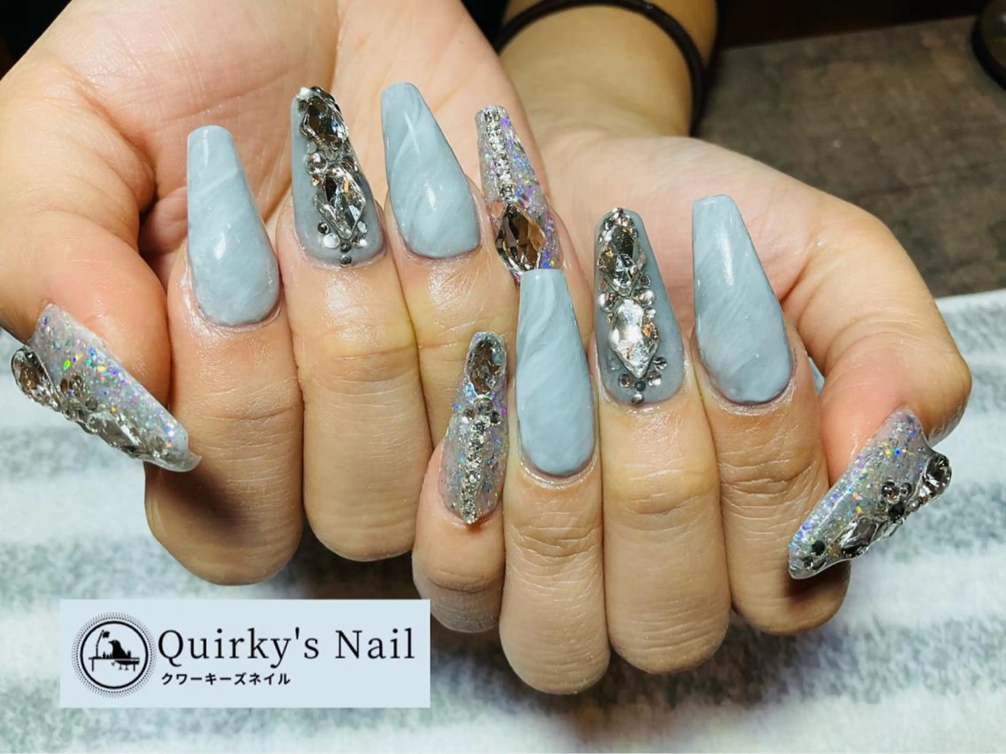 ネイル アートネイル オーロラネイル ジェルネイル グラデーション ホログラムネイル Quirky's Nail【栄店】のネイルデザイン