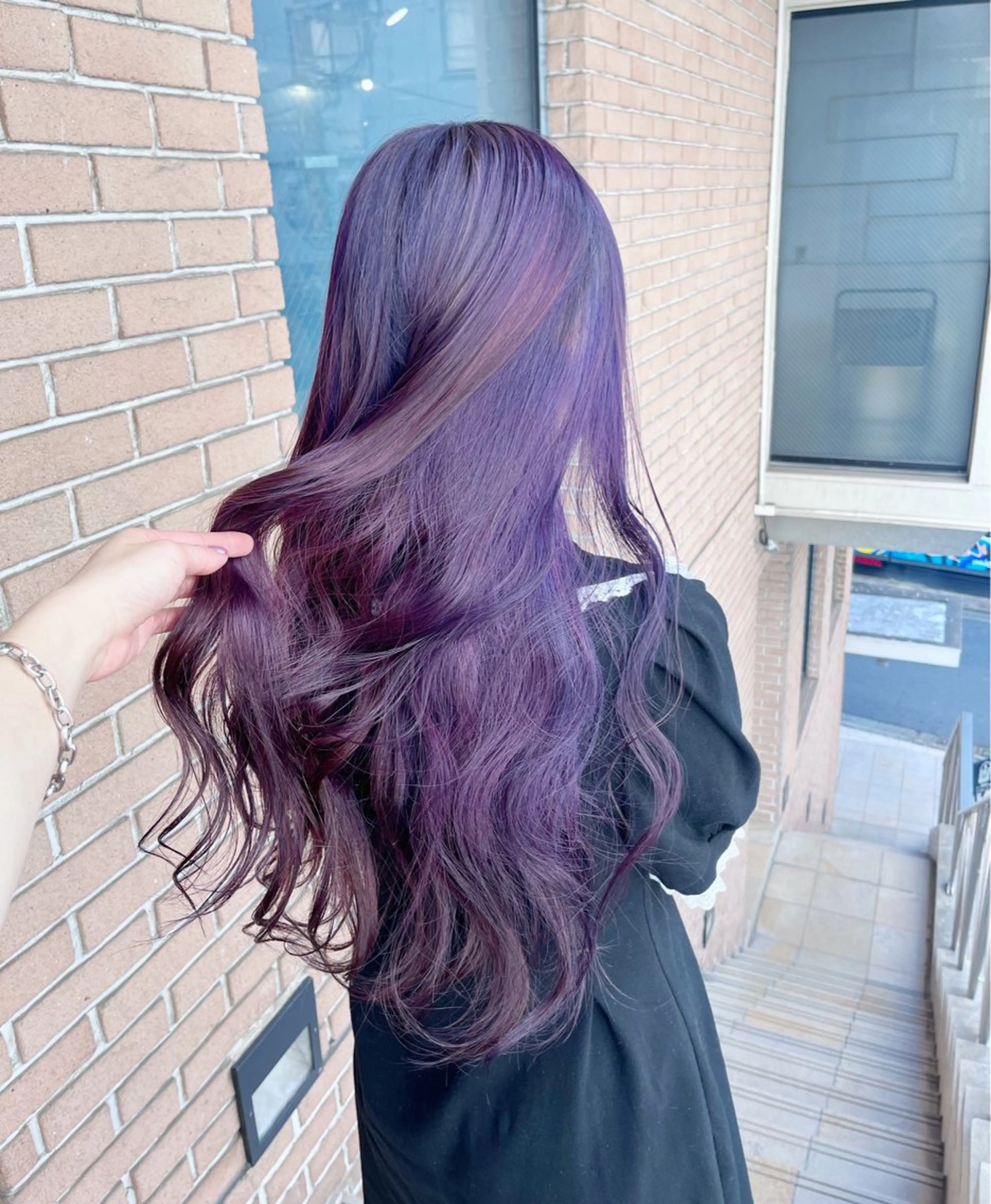 ロング カラー ヘアアレンジ ブリーチ ヘアカラー ピンクカラー🩷 ヘアセットＮＯ.1のヘアスタイル