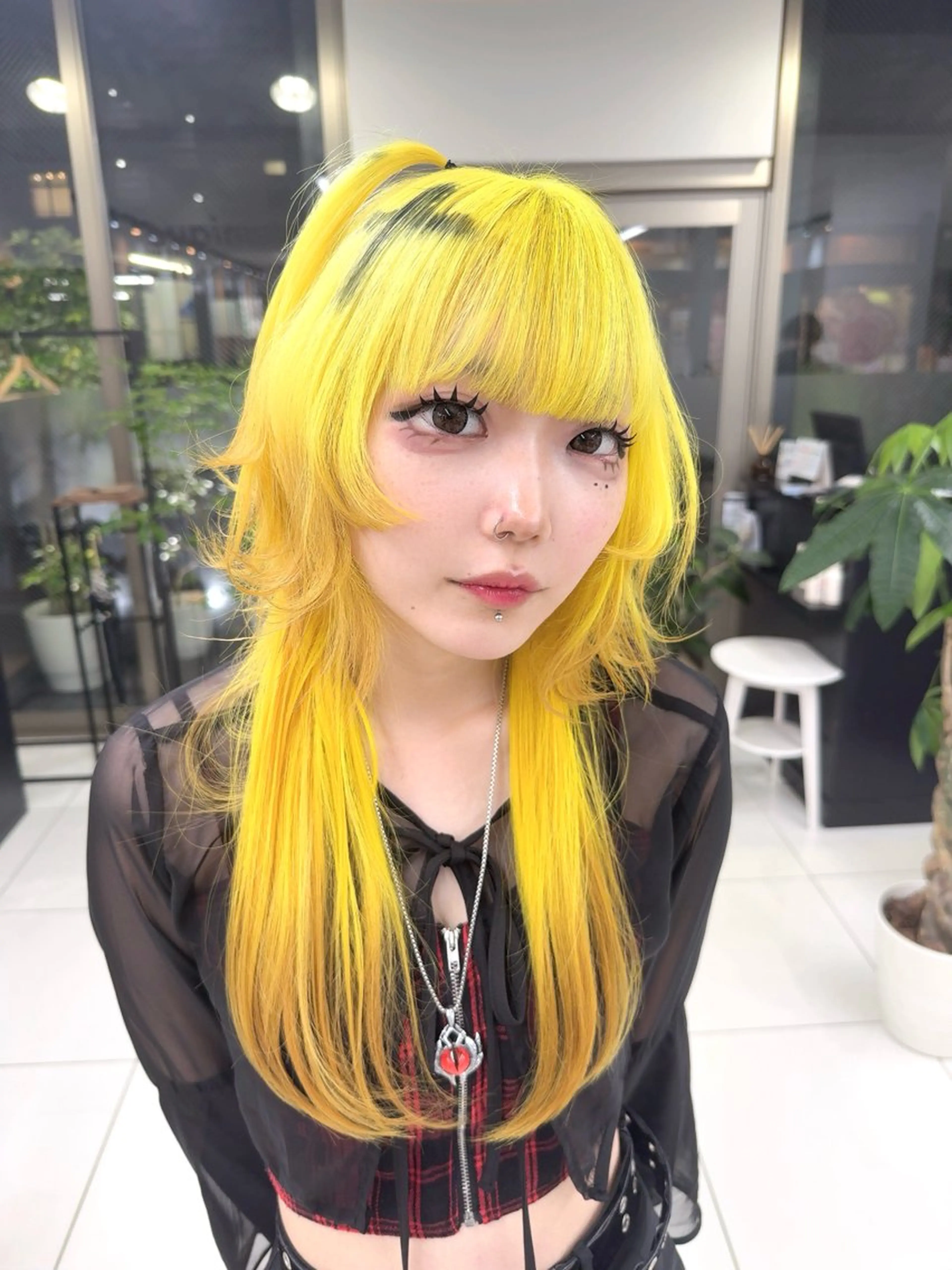 ロング カラー ヘアカラー トリートメント ダブルカラーブリーチ 髪質改善　縮毛矯正のヘアスタイル