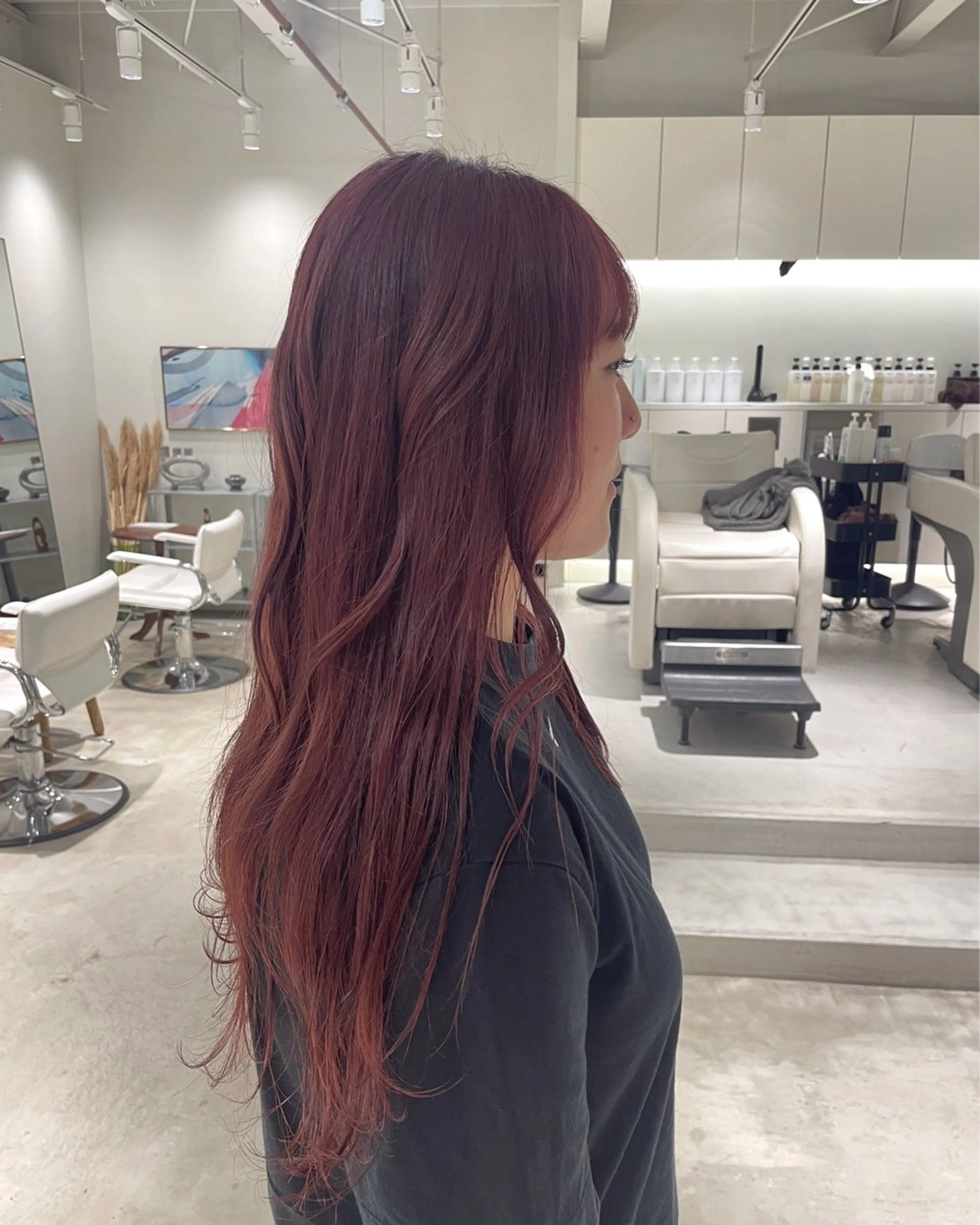 ロング カラー ブリーチ ピンクカラー ヘアカラー 安西 香利奈のマツエク・マツパデザイン