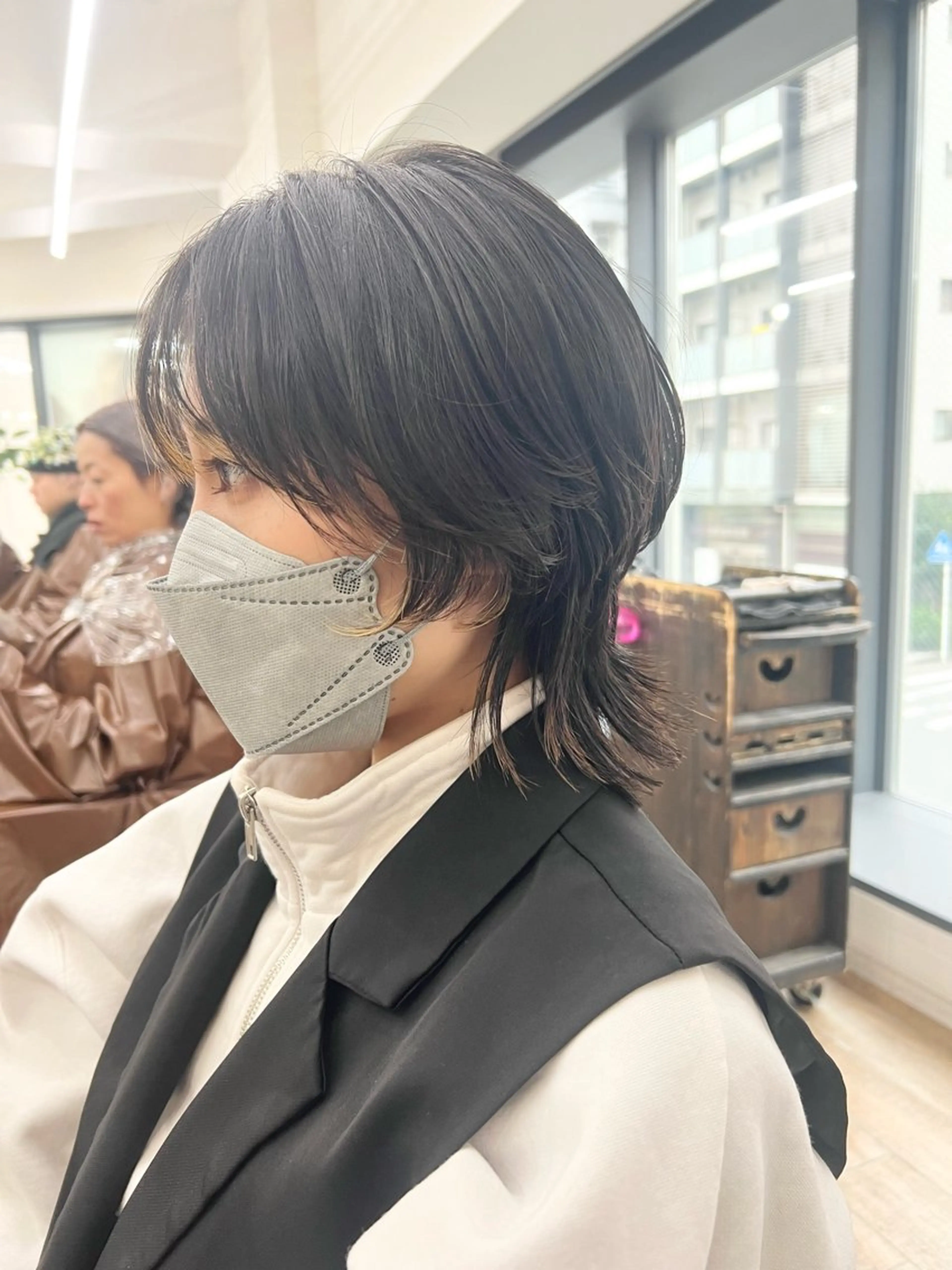 ミディアム カラー パーマ ミディアムパーマ デザインカラー ウルフカット カット パーマ ハイライト/ウルフ/ 💙鶴岡　愛💙のヘアスタイル