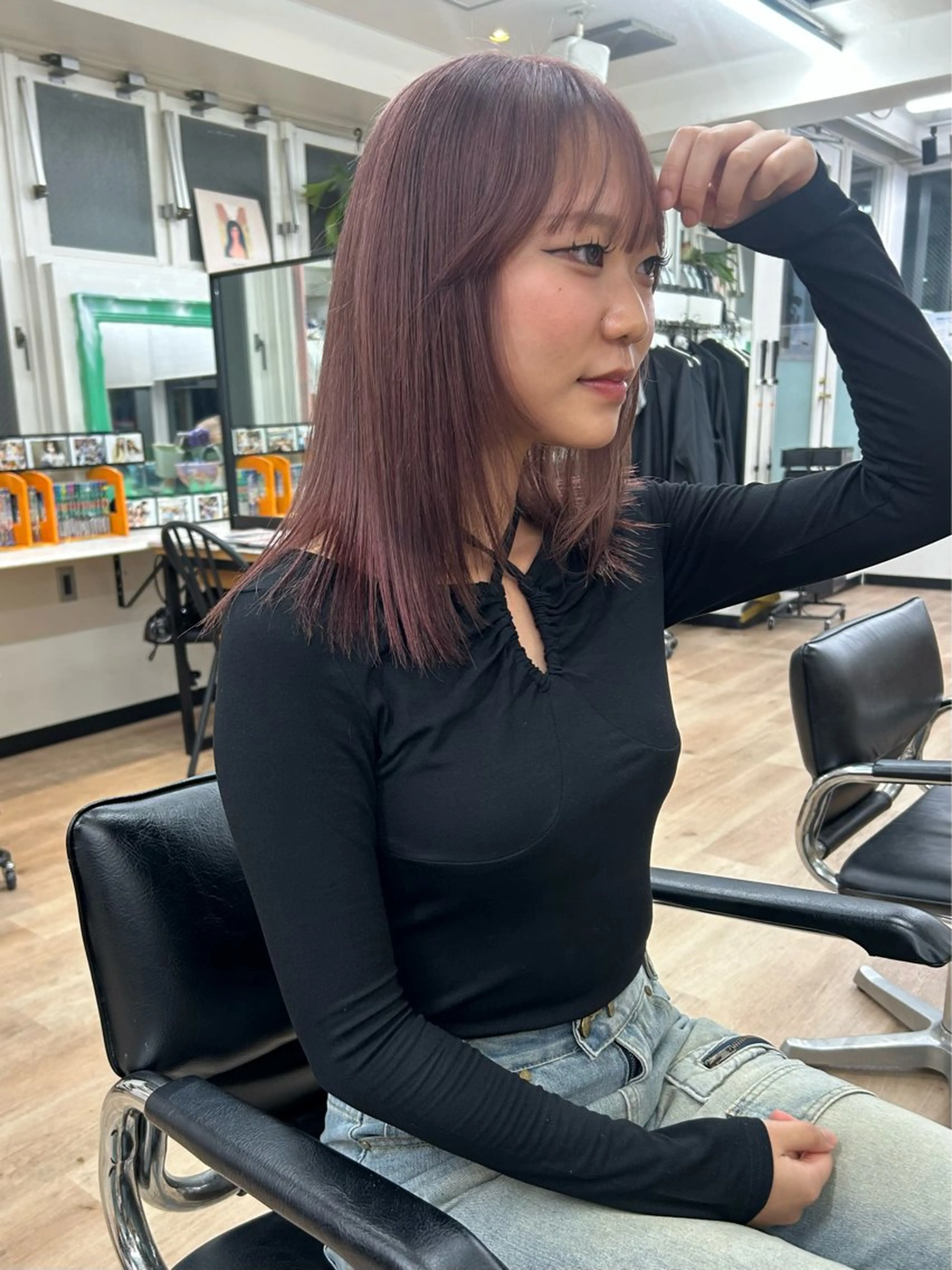 ミディアム カット ヘアカラー ボブ・レイヤーカット ／もえまる🌻のヘアスタイル