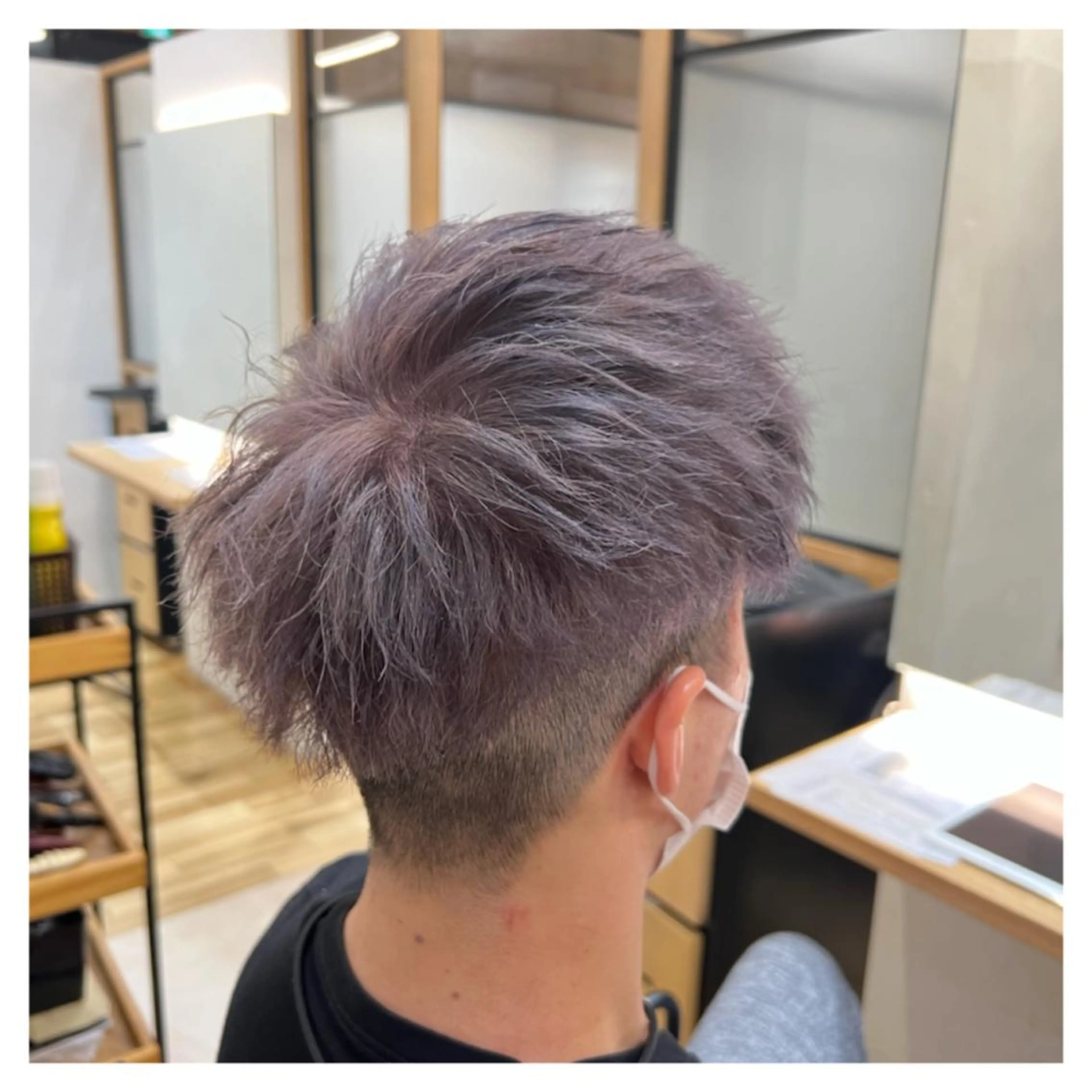 ショート カラー メンズ ラベンダーカラー ラベンダーグレー ヘアカラー まちだ ひとみのヘアスタイル