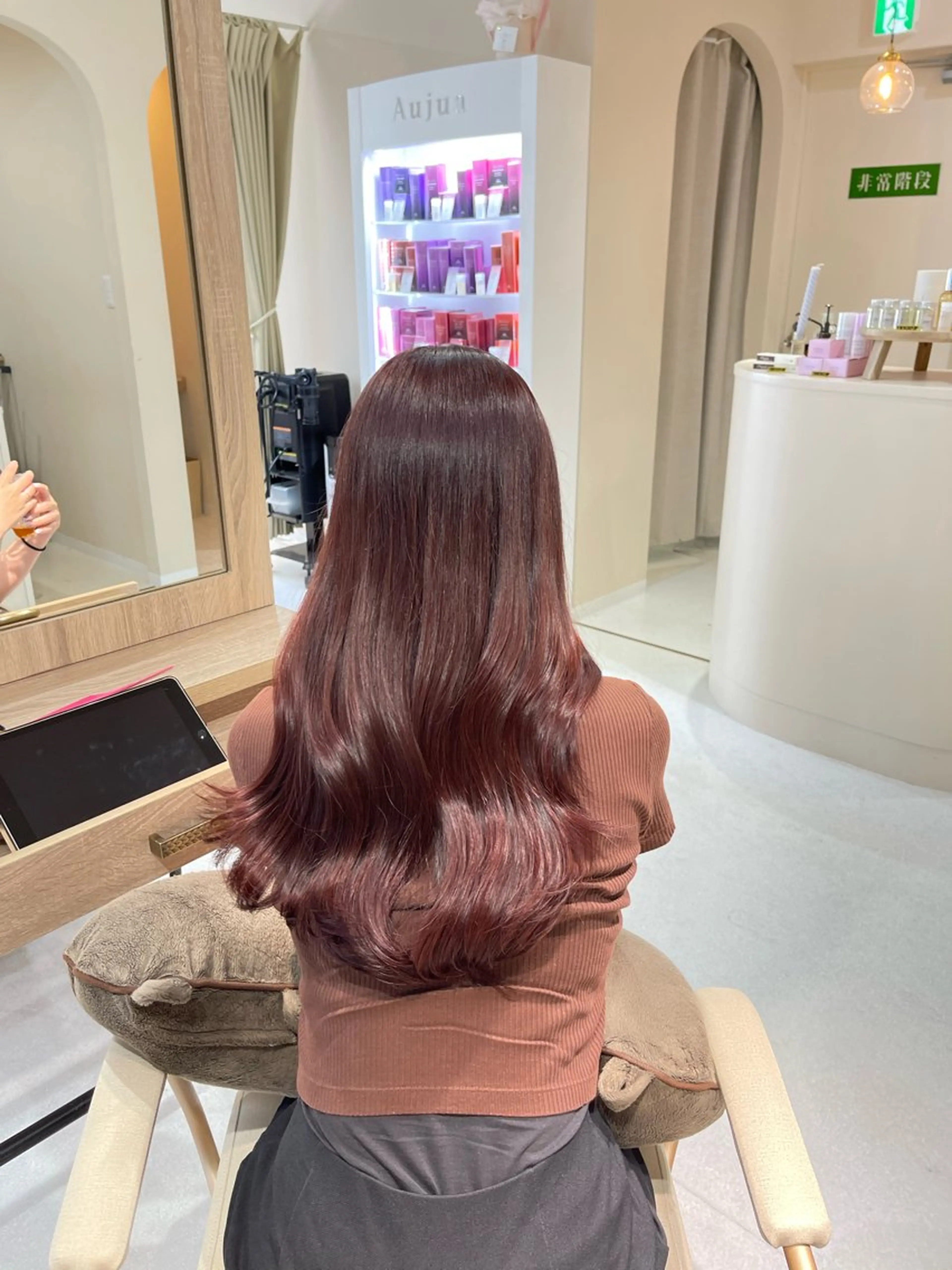 セミロング カラー ヘアカラー トリートメント 【haire】ヘアリ ー🎀mitsukiのヘアスタイル