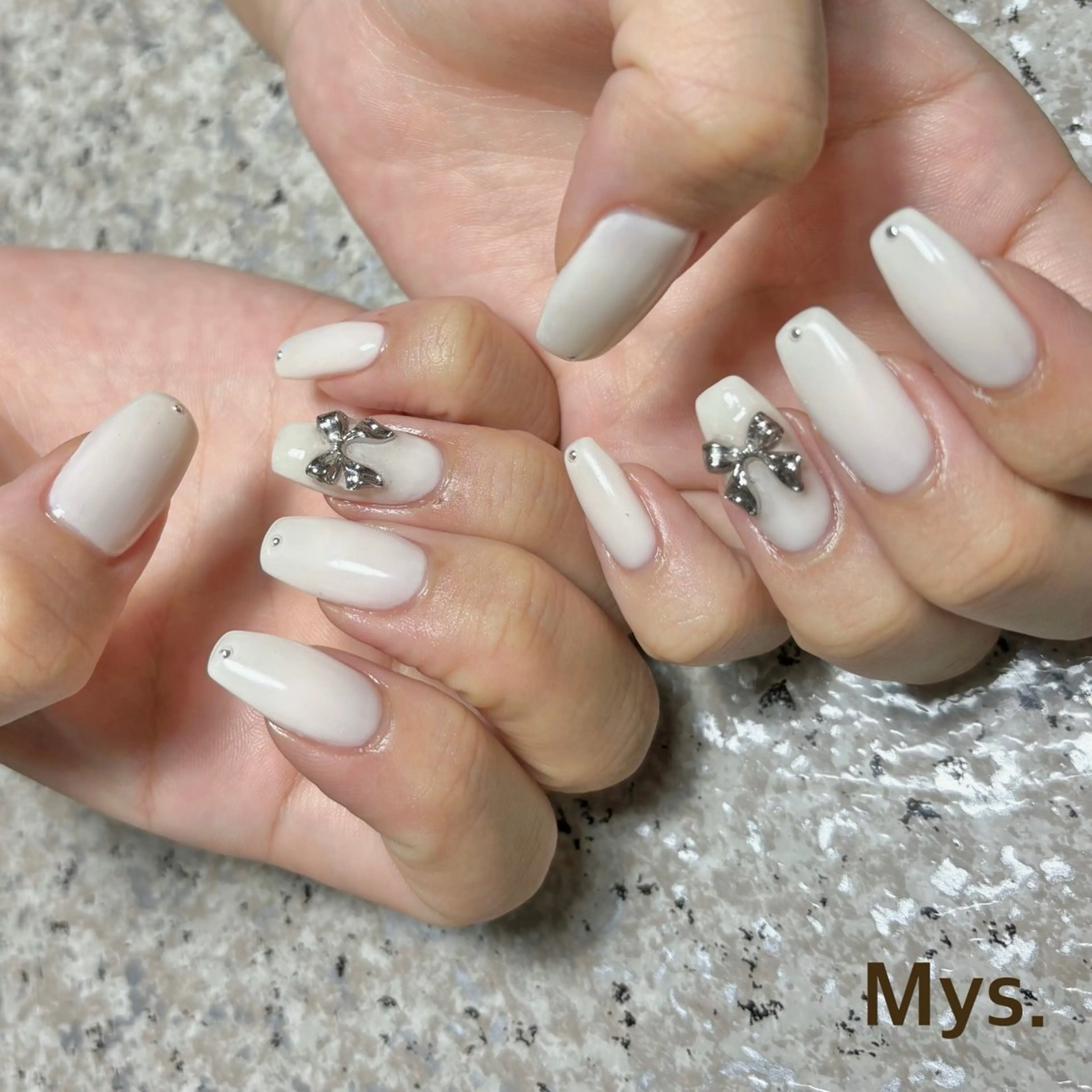 ネイル ハンドネイル Mys. 三上紗紀のネイルデザイン