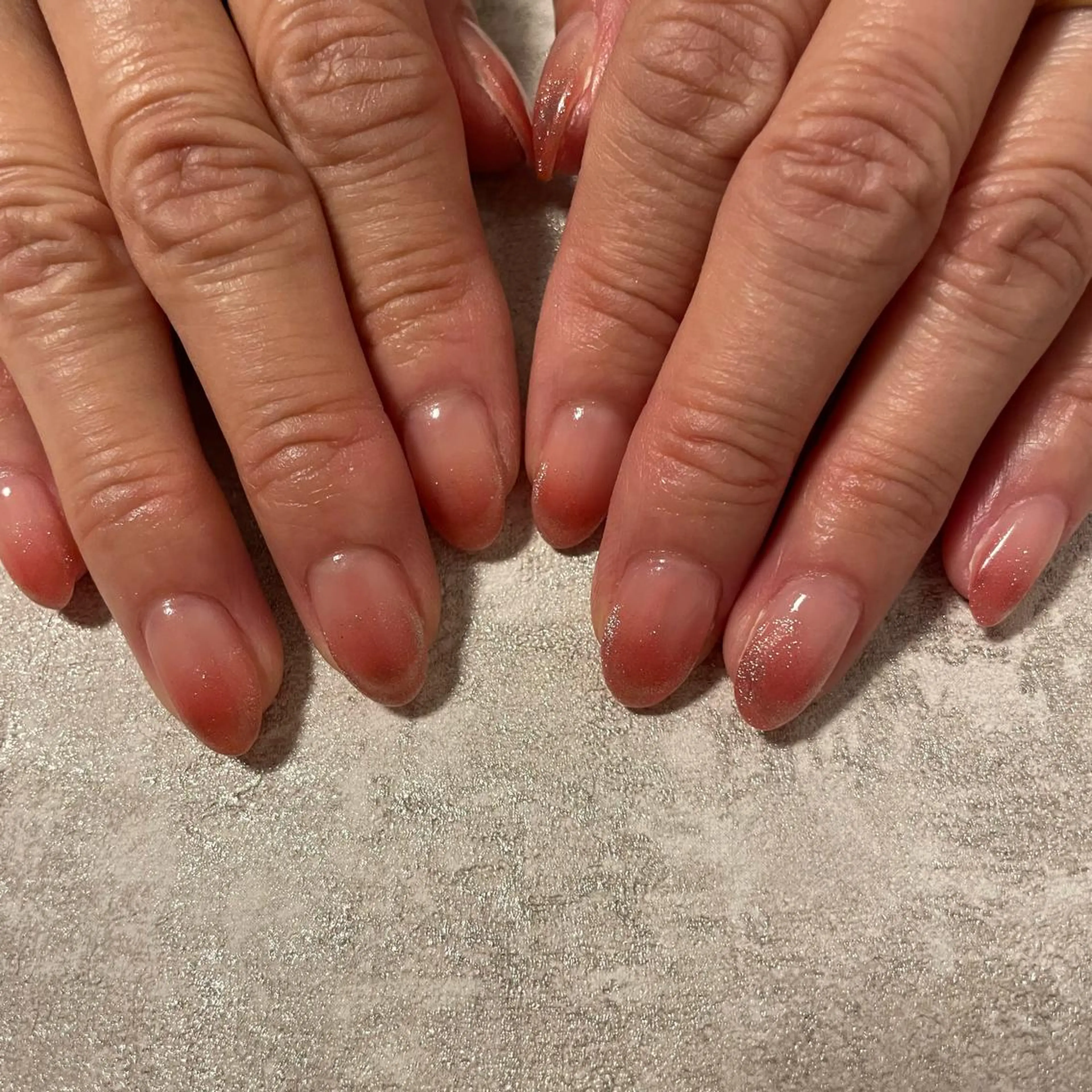 ミディアム ネイル マグネットネイル Re:st〔リスト〕所属・ayane Re:st〔リスト〕のネイルデザイン