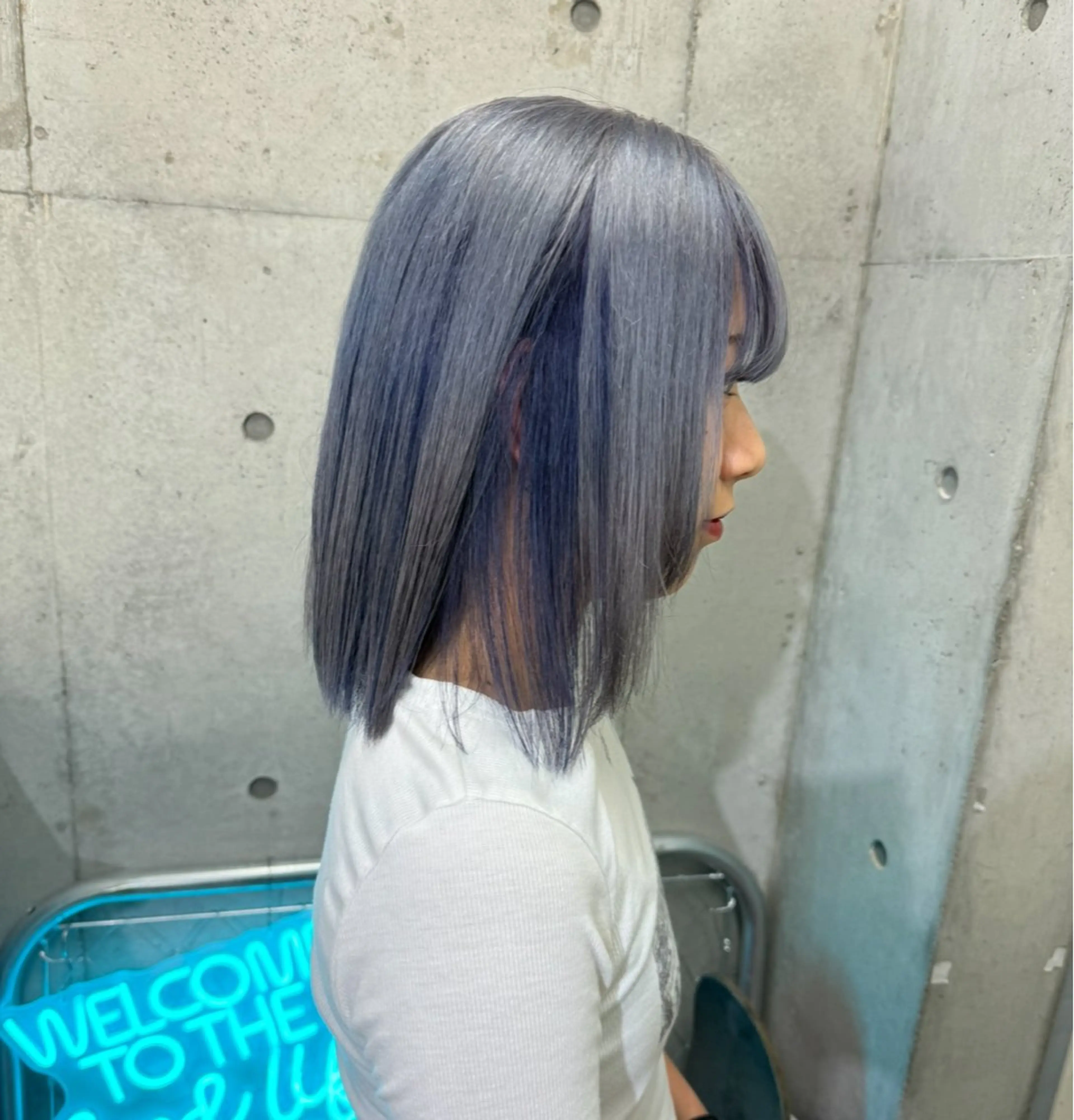 ミディアム カラー ブルーカラー シルバー ♡₊⁺カットの天才 ？？AYANEのヘアスタイル