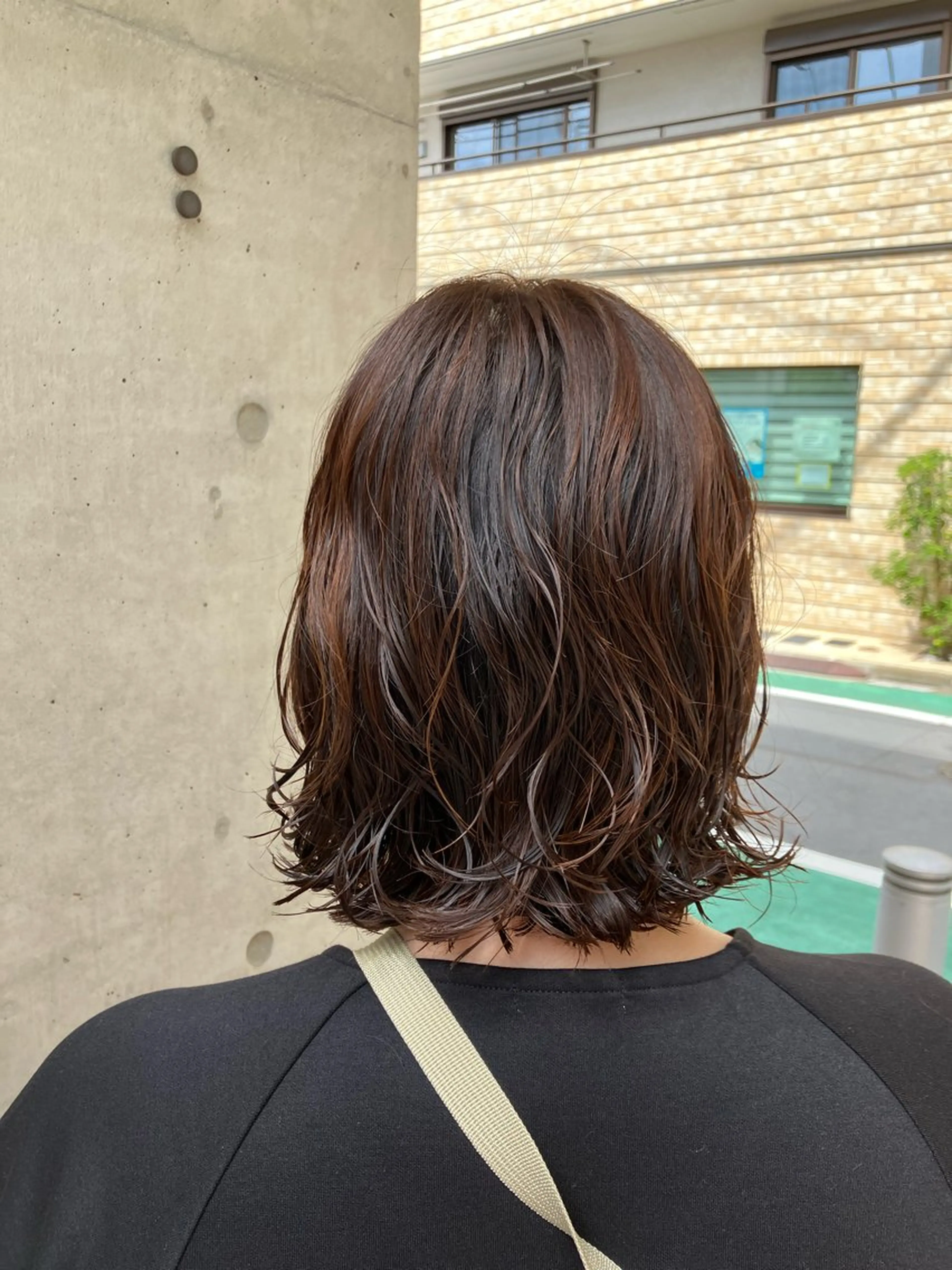 ミディアム パーマ ヘアアレンジ カット パーマ ニュアンスカラー／ メンズ🌙久住綾香のヘアスタイル