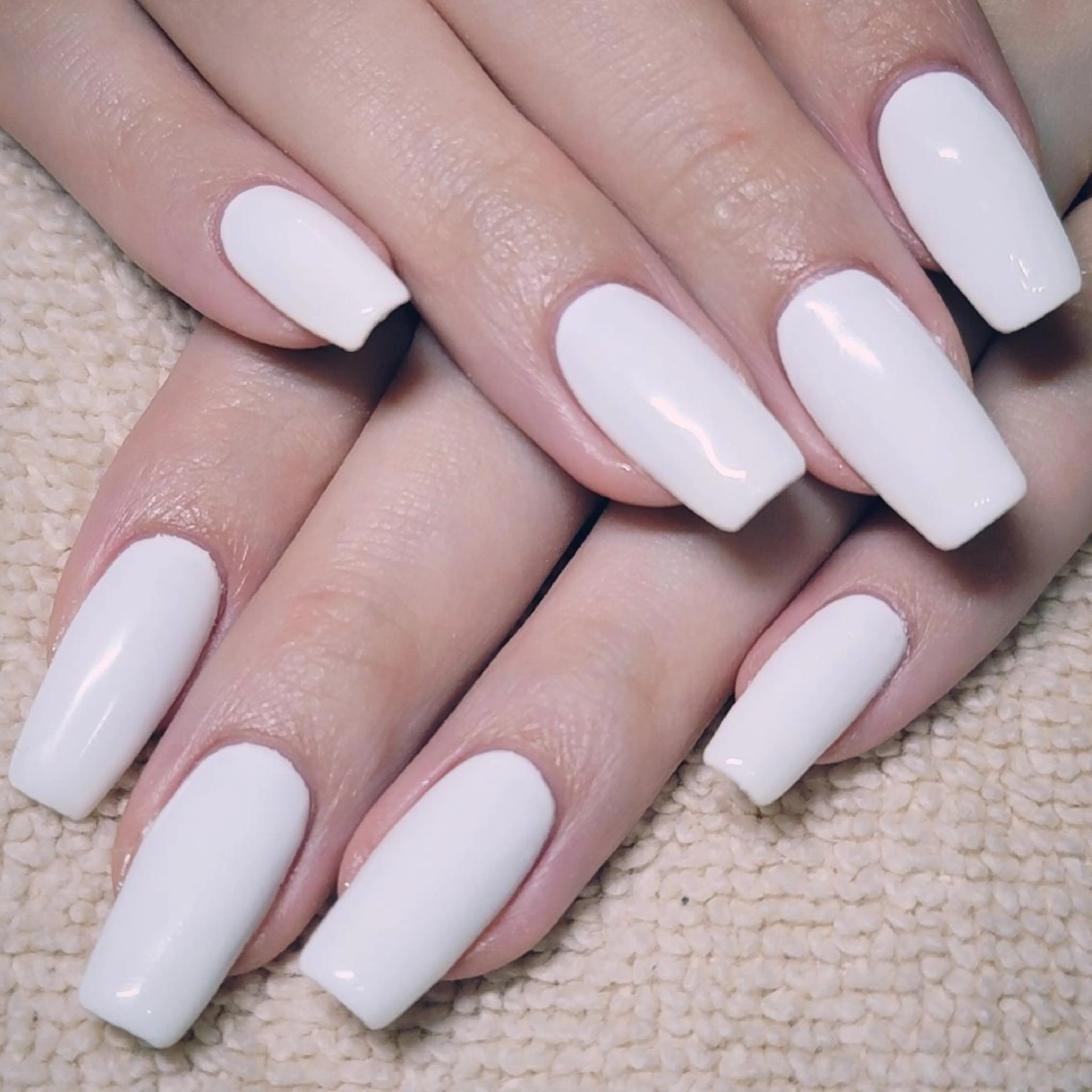 ネイル ワンカラーネイル ホワイト ハンドネイル よしだ ひろきのネイルデザイン