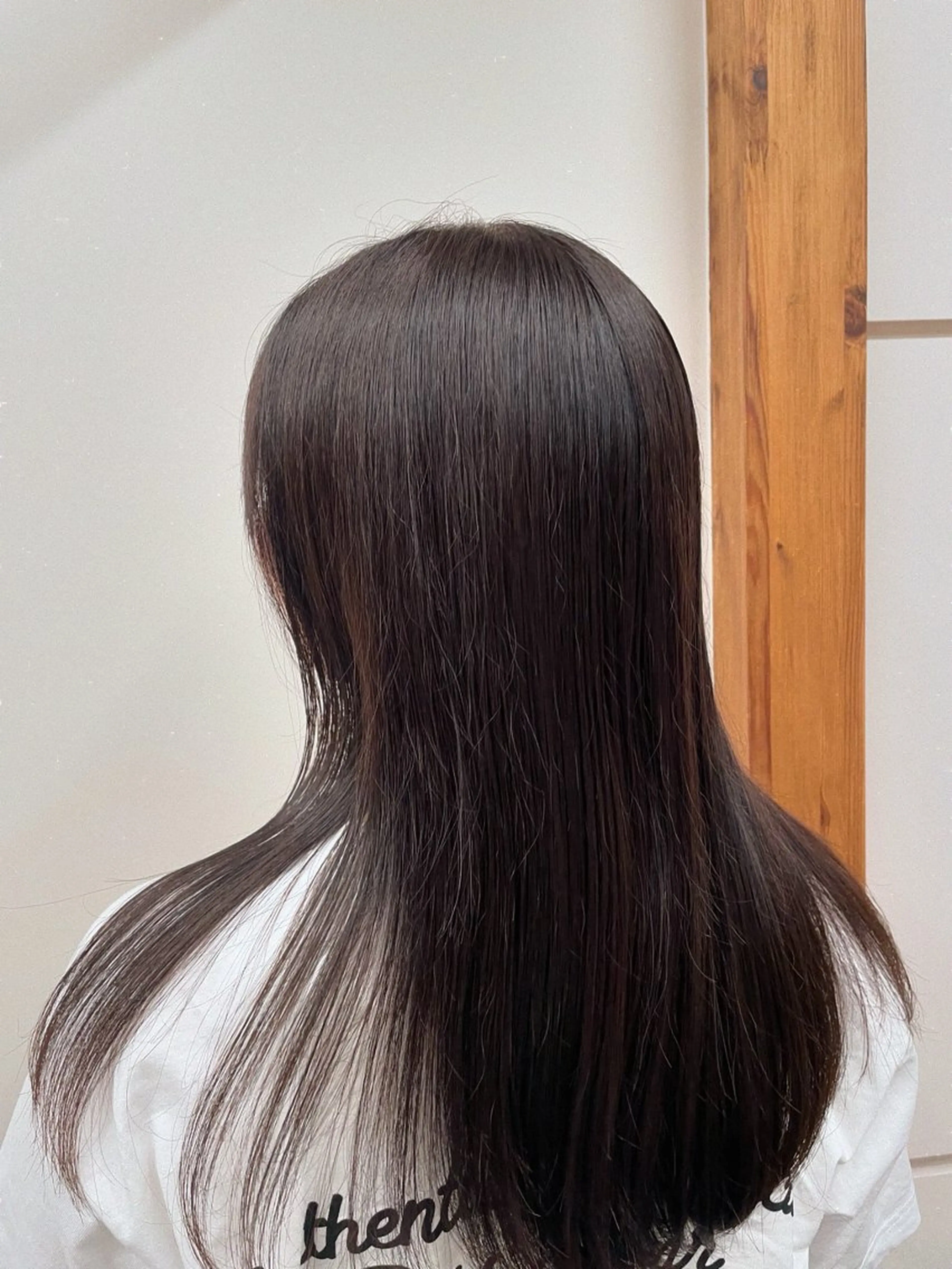 セミロング カラー ブラウンカラー ダークブラウン 艶カラー／ Mana🌳のヘアスタイル
