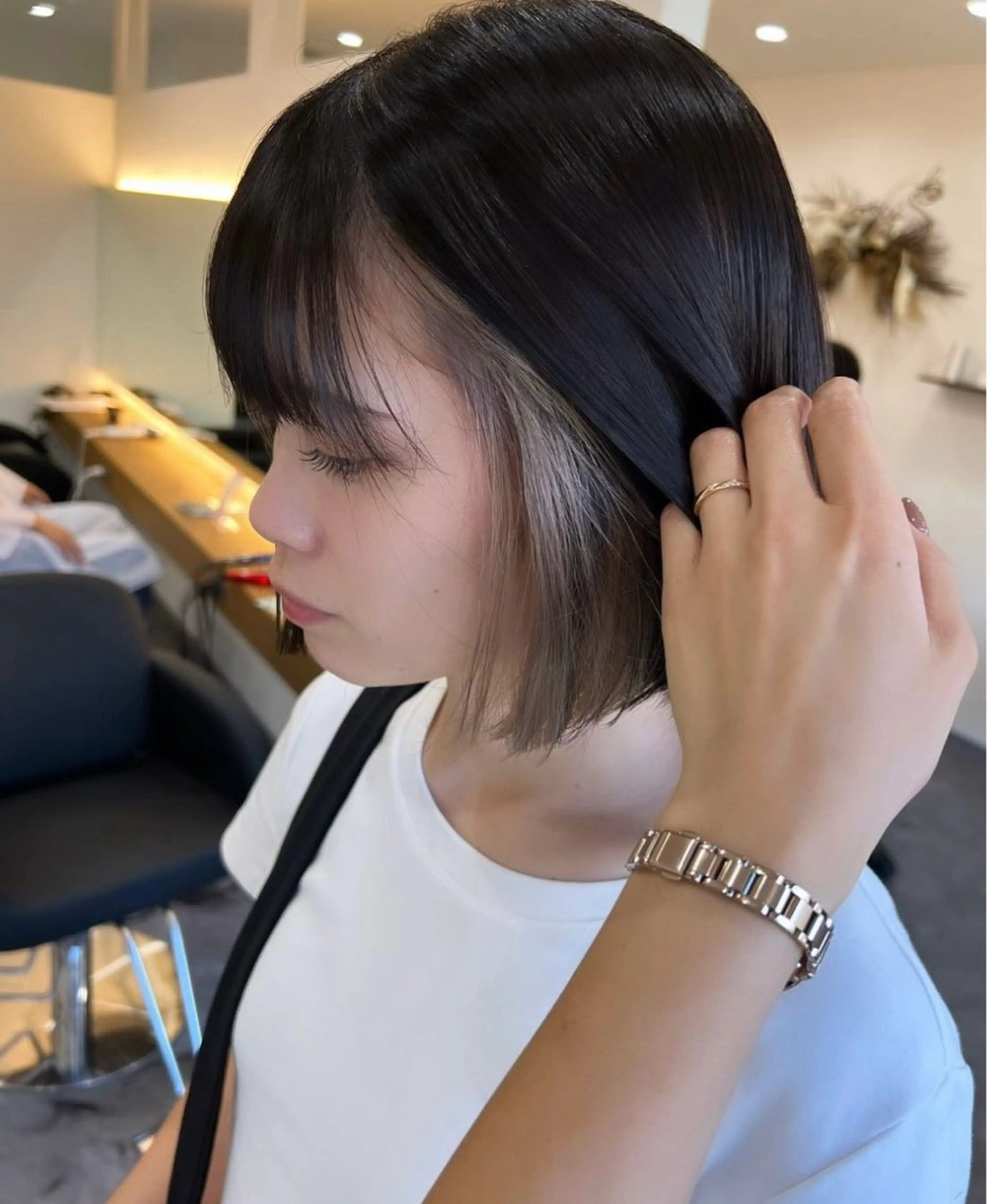 ミディアム カラー ショートボブ ミディアムパーマ バレイヤージュ ブリーチ ケアブリーチ ヘアカラー トリートメント ヘアセット hair terrace M所属・村岡 芽衣のヘアスタイル