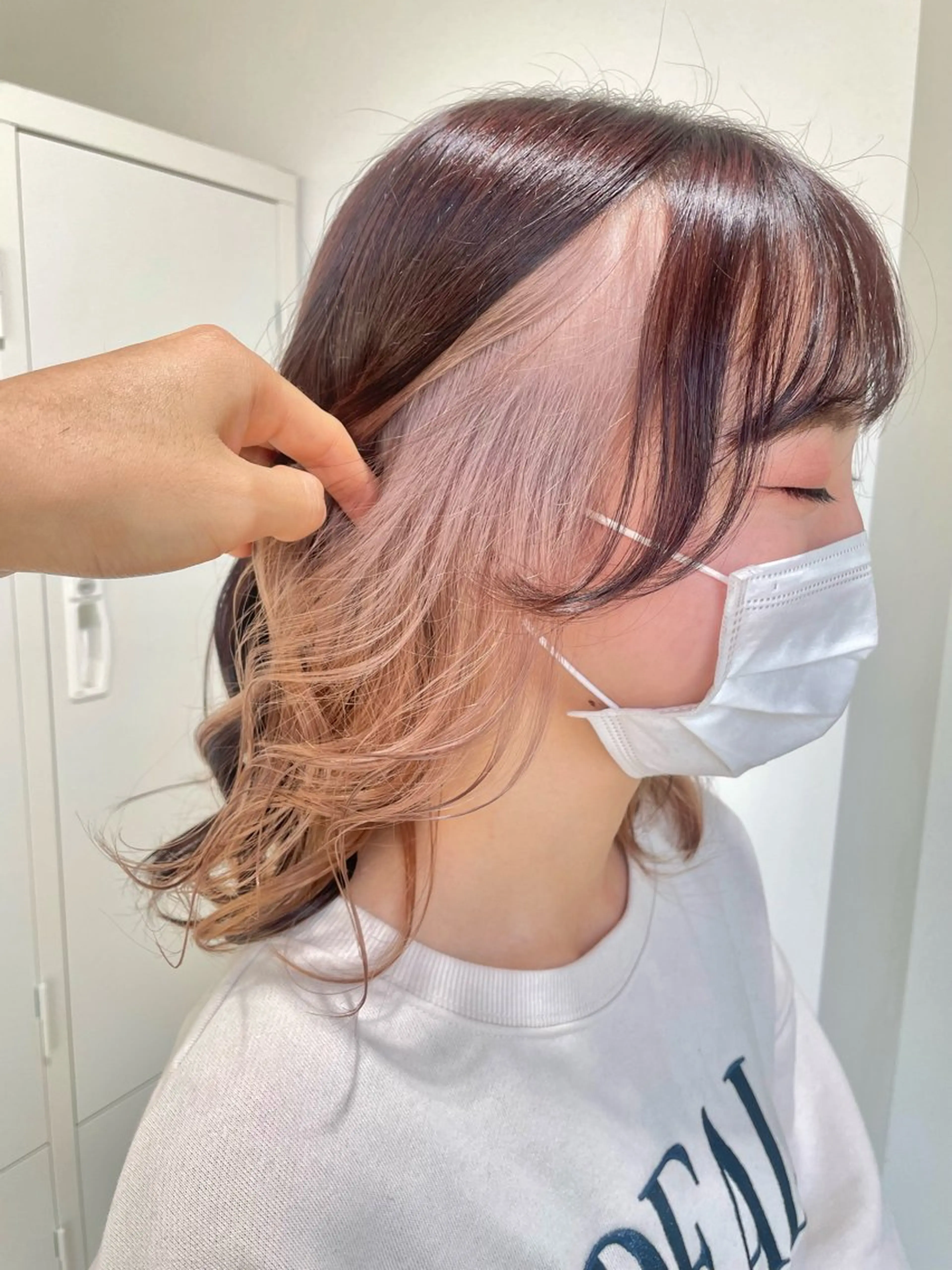 ミディアム 🎗井上 竜 ブリーチ指名No.1のヘアスタイル