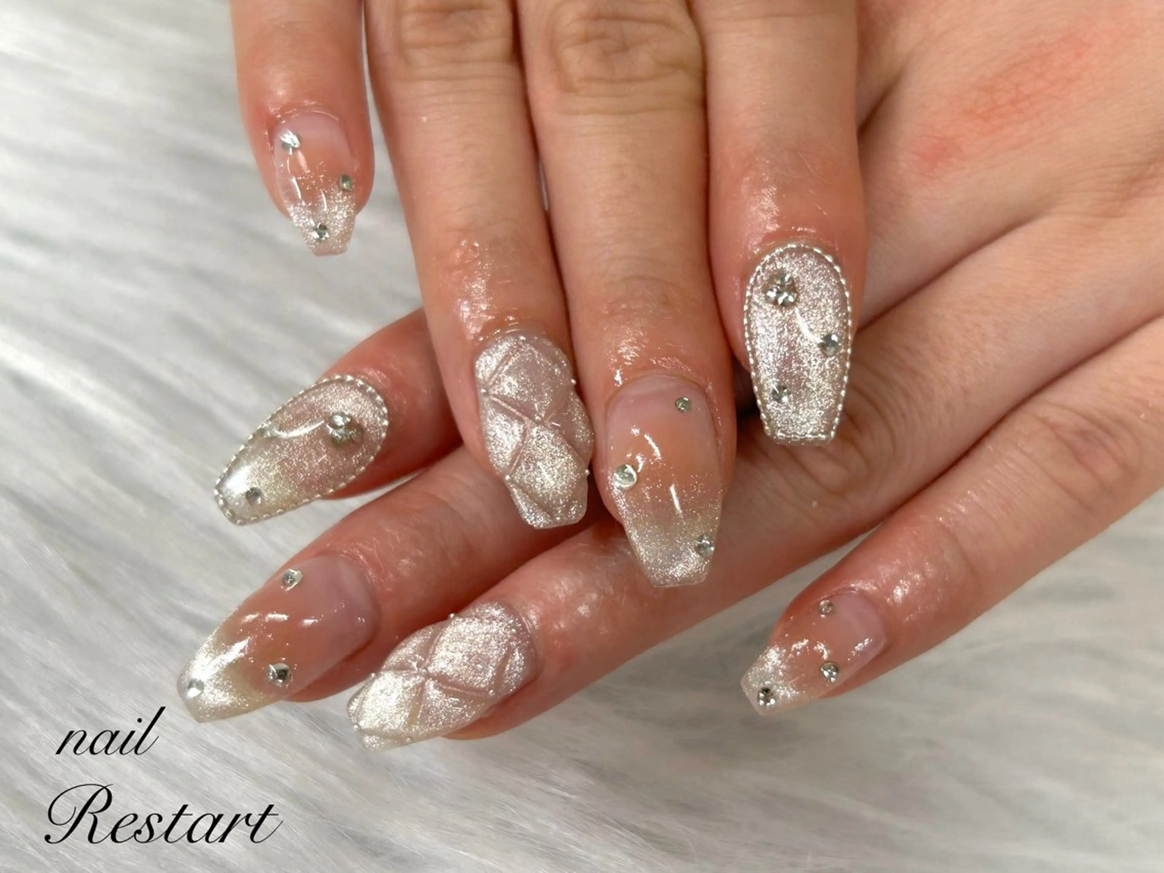 ミディアム nail Restart所属・Restart YURIのネイルデザイン