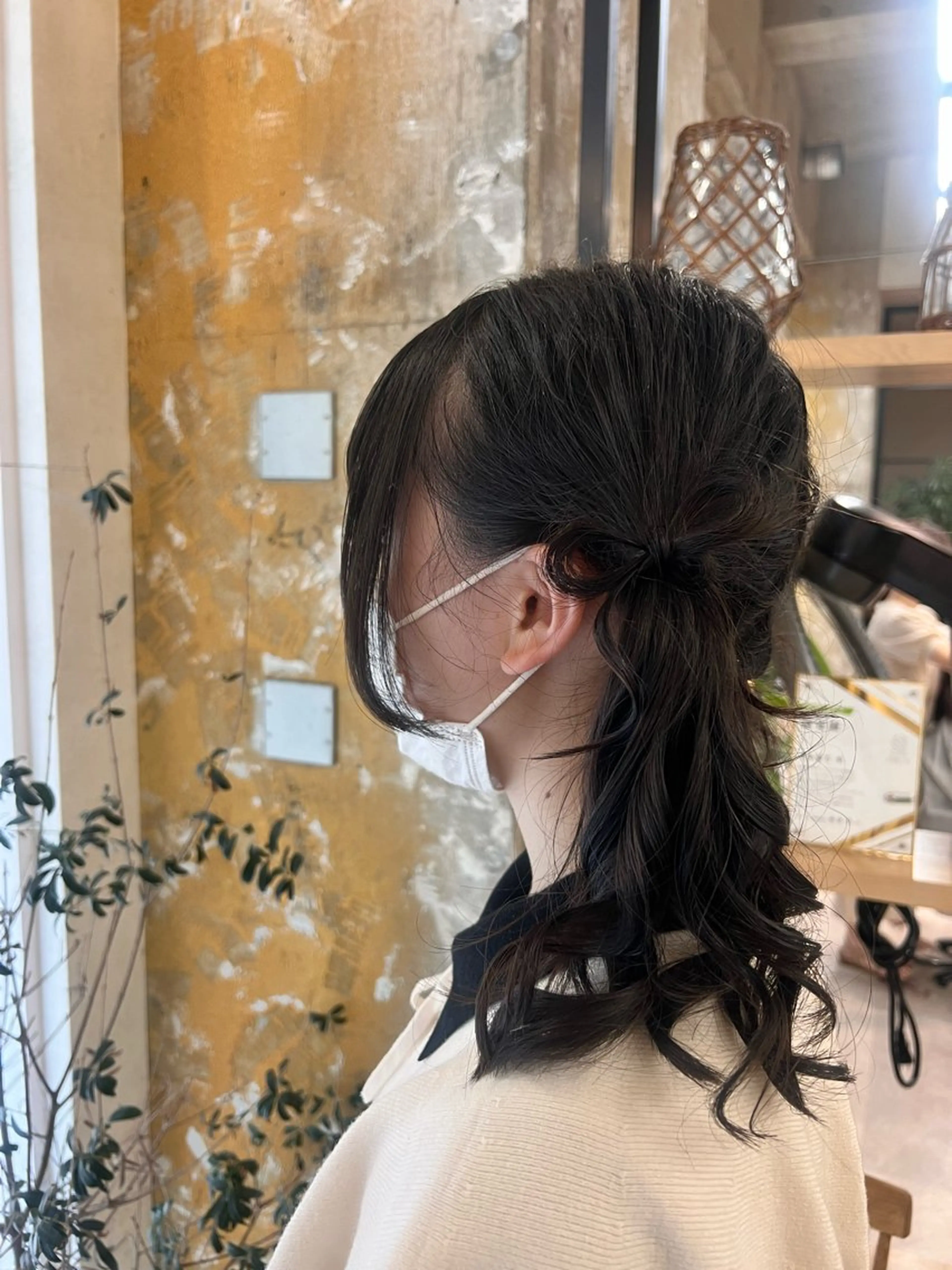 セミロング ヘアセット ブリーチカラー 〻髪質改善〻アレンジのヘアスタイル