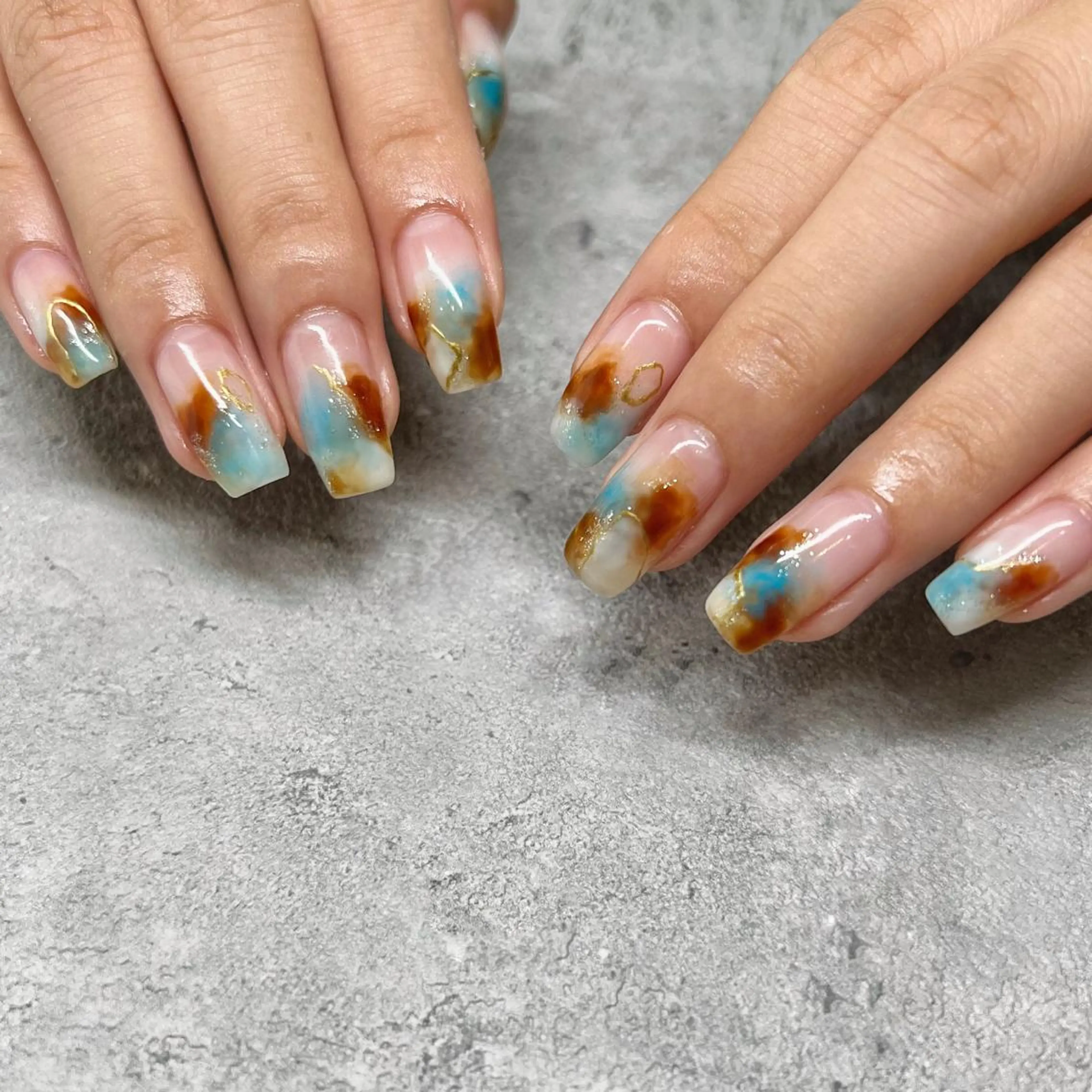 セミロング ネイル ニュアンスネイル ハンドネイル REVIA_nail maiのネイルデザイン