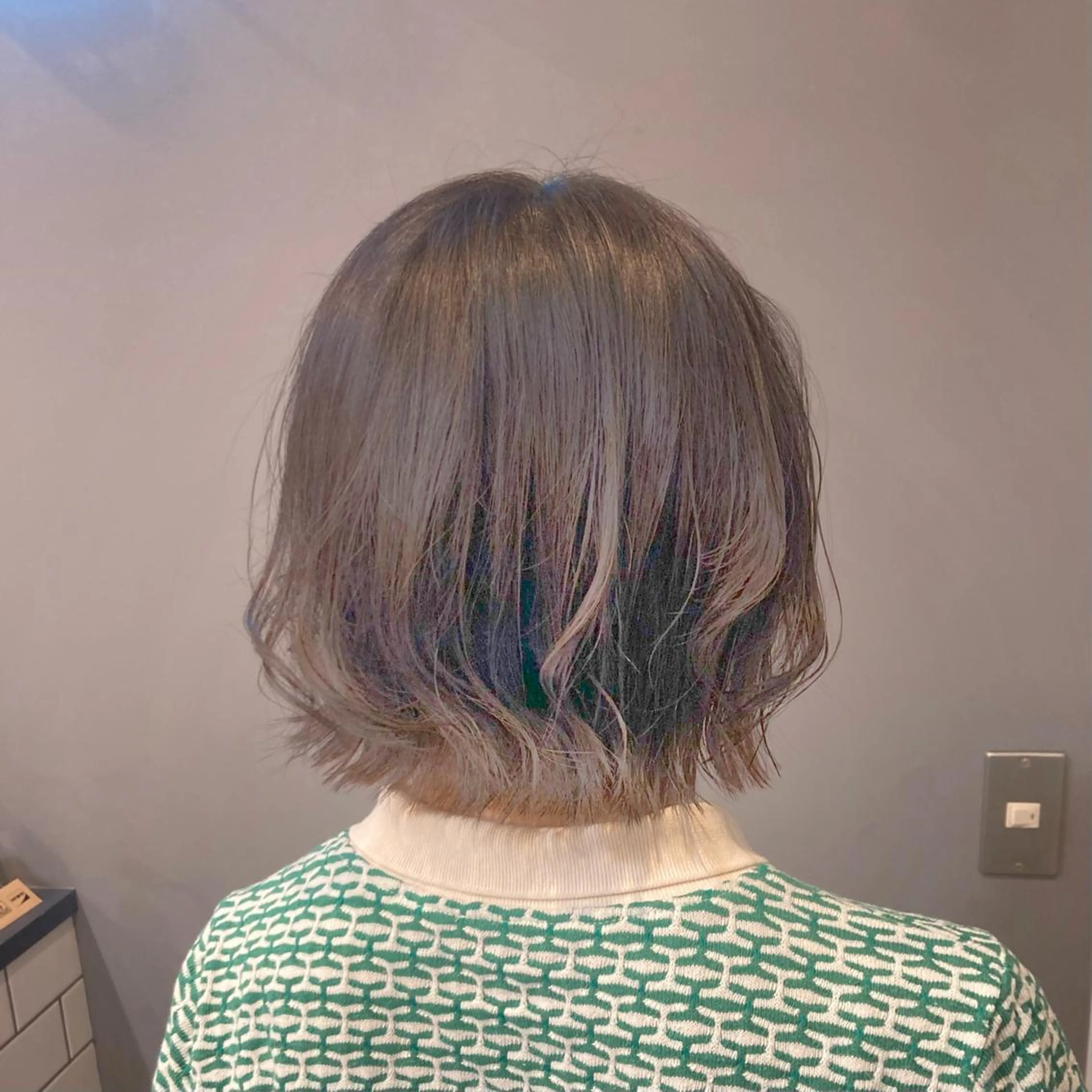ショート ボブ 外ハネヘア 透明感カラー☆ 中村隆寛のヘアスタイル