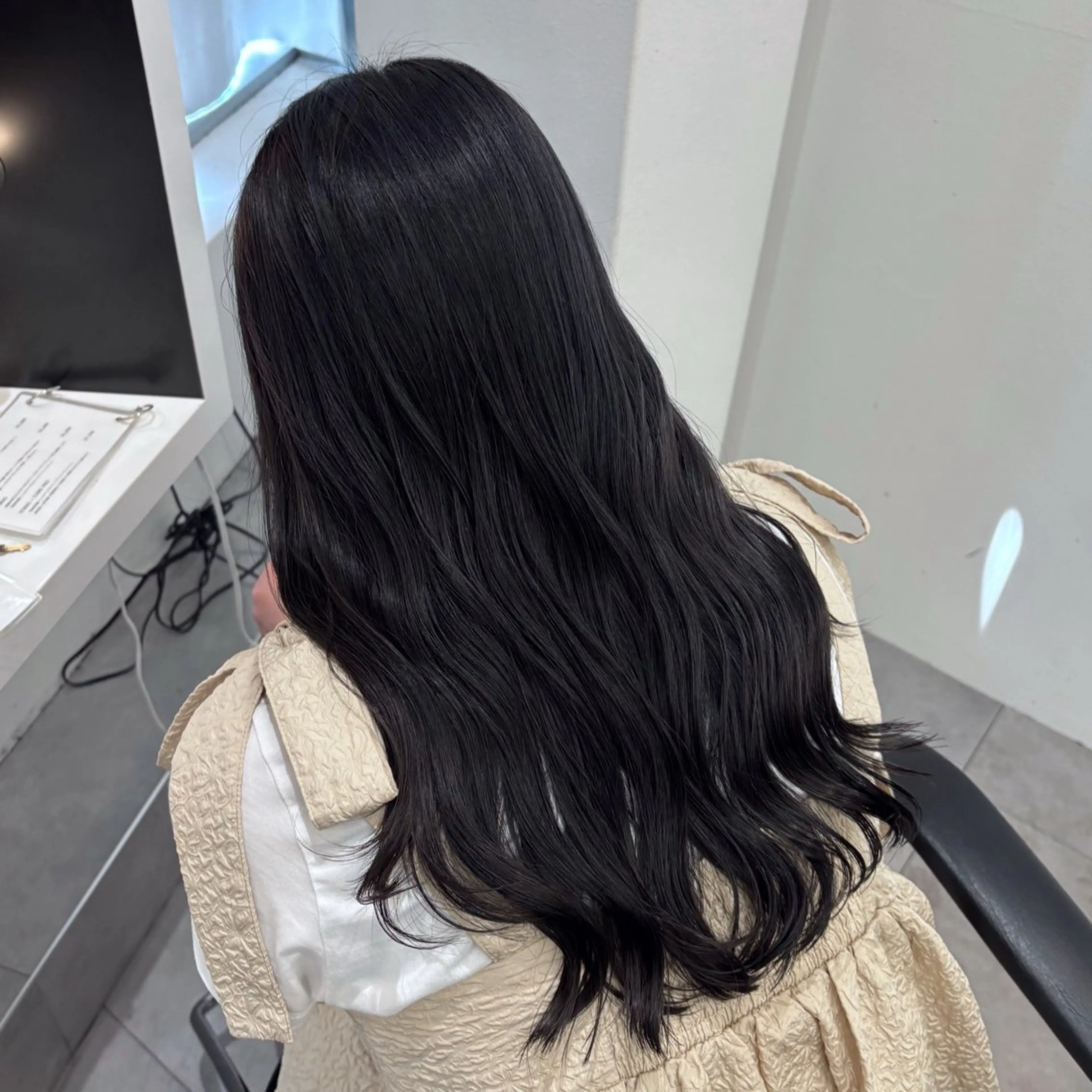 セミロング カラー カット ヘアカラー トリートメント akiho/透明感 カラー/グレージュのヘアスタイル