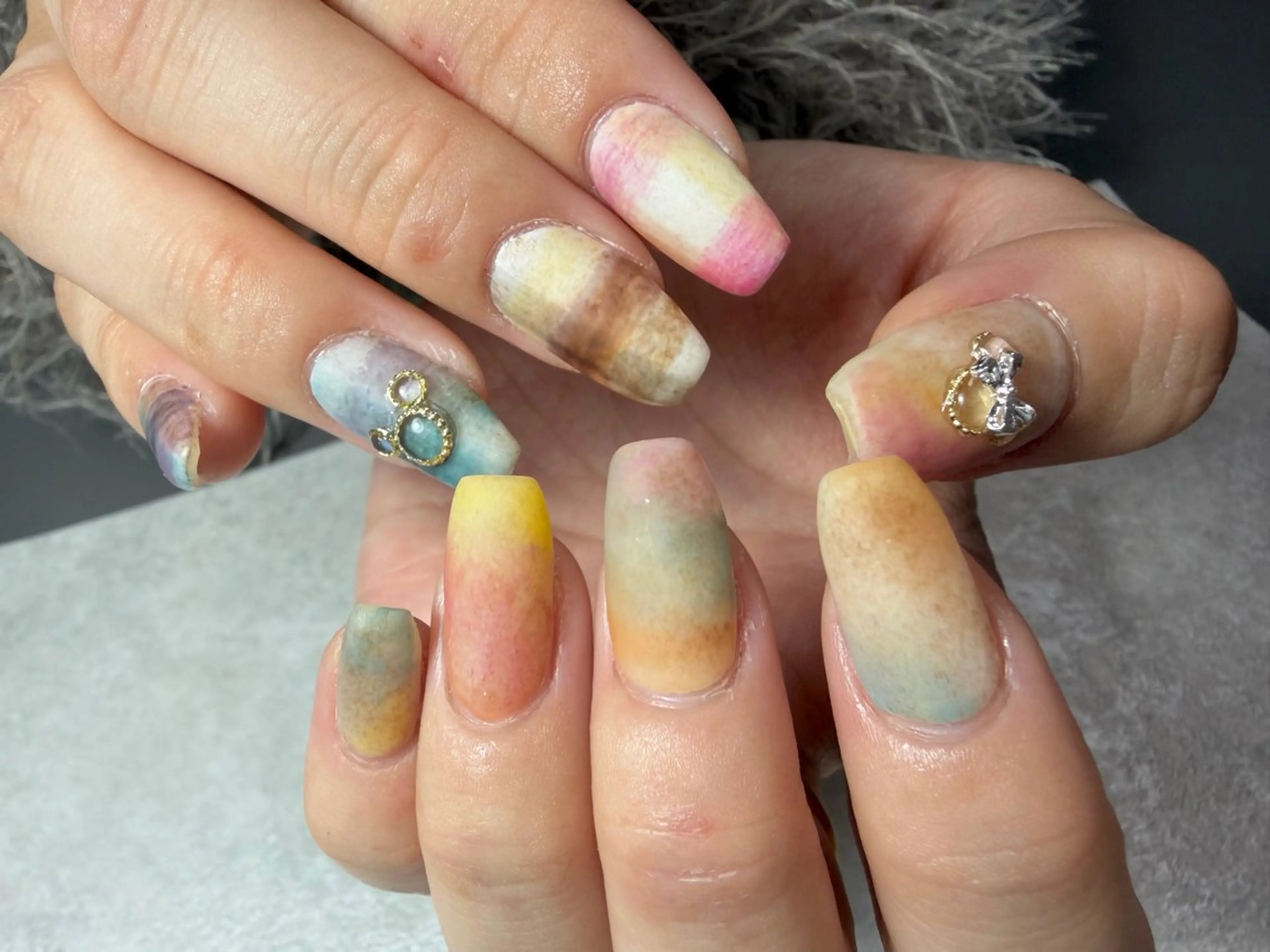 ネイル 12 designのネイルデザイン