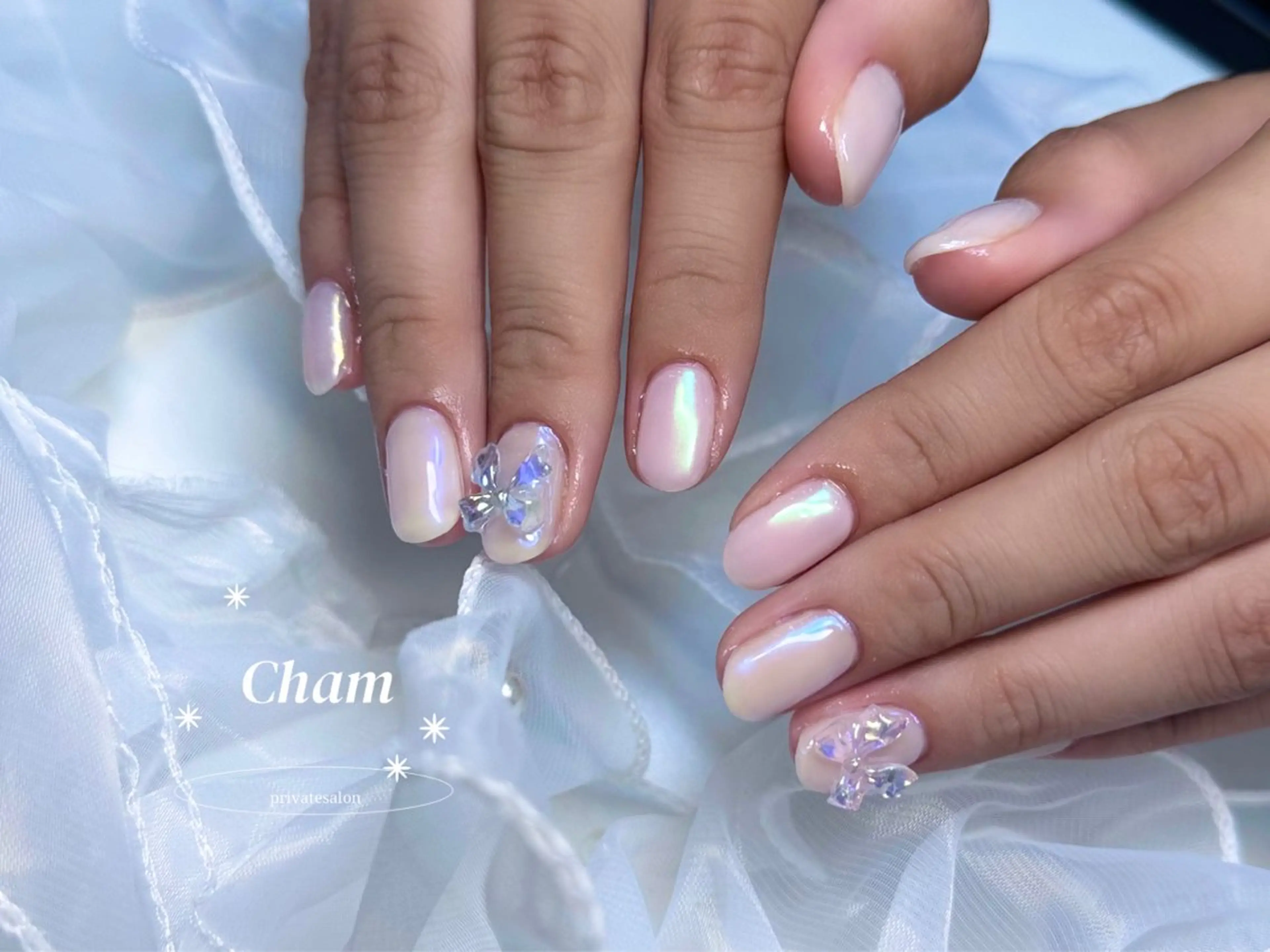 ネイル オーロラネイル ハンドネイル Cham所属・Cham Haruのネイルデザイン