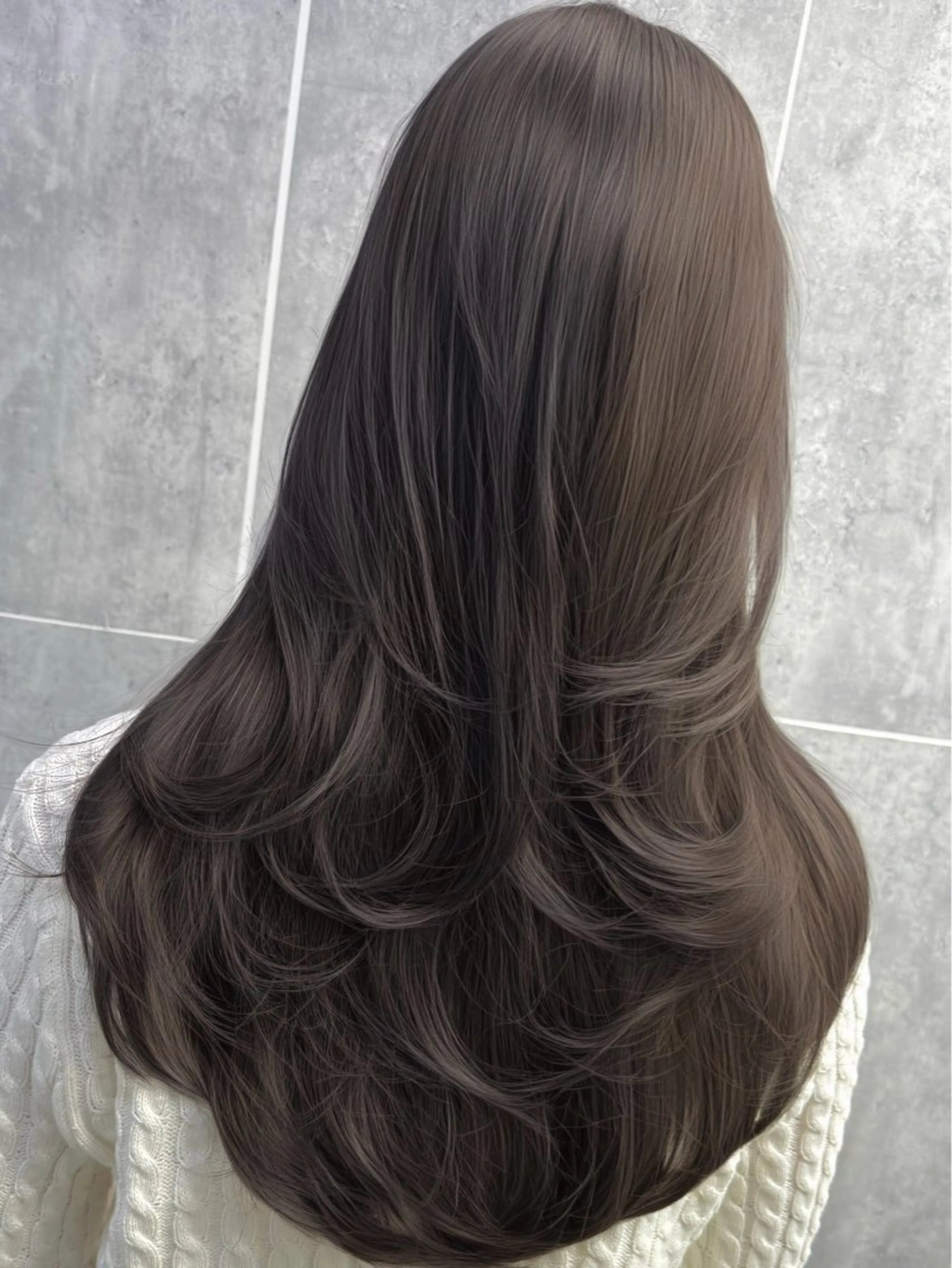 セミロング カラー ヘアカラー 顔まわりの神様 藤嶋秀幸のヘアスタイル